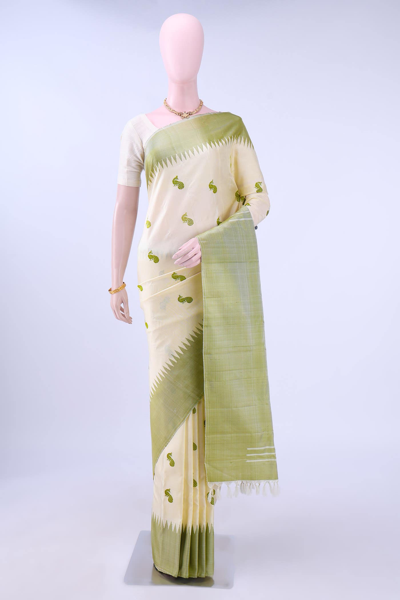 Off White Gadwal Silk Saree