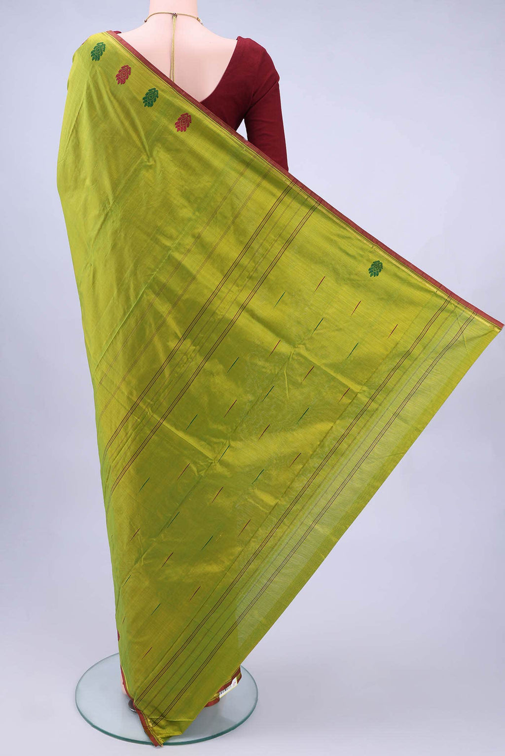 Parrot Green Kanchipuram Silk Saree