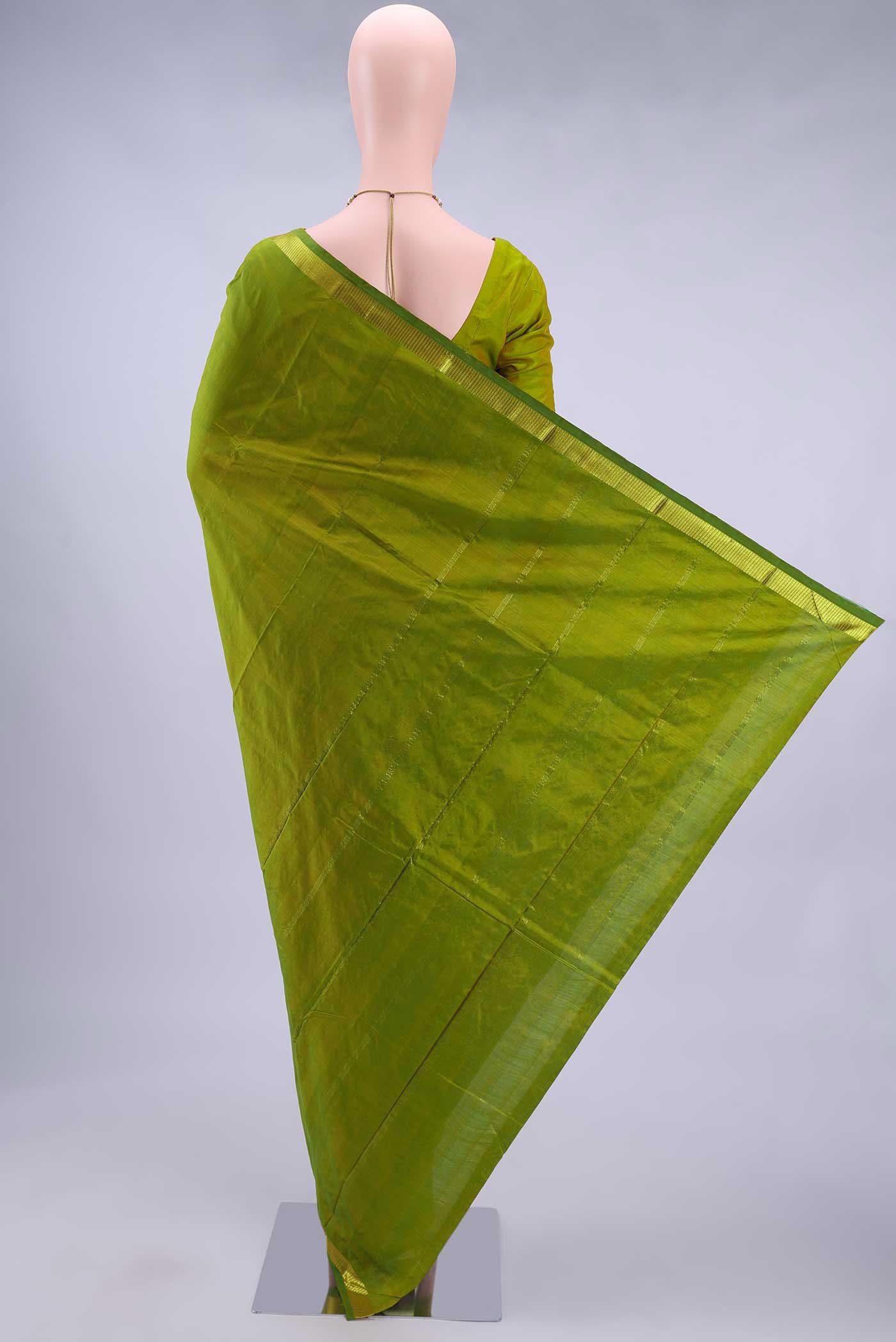 Mehandi Green Dual Tone Kanchipuram Silk Saree
