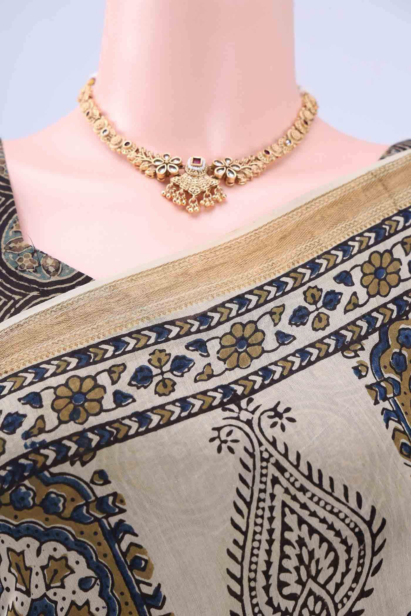 Beige Maheshwari Silk Cotton Saree