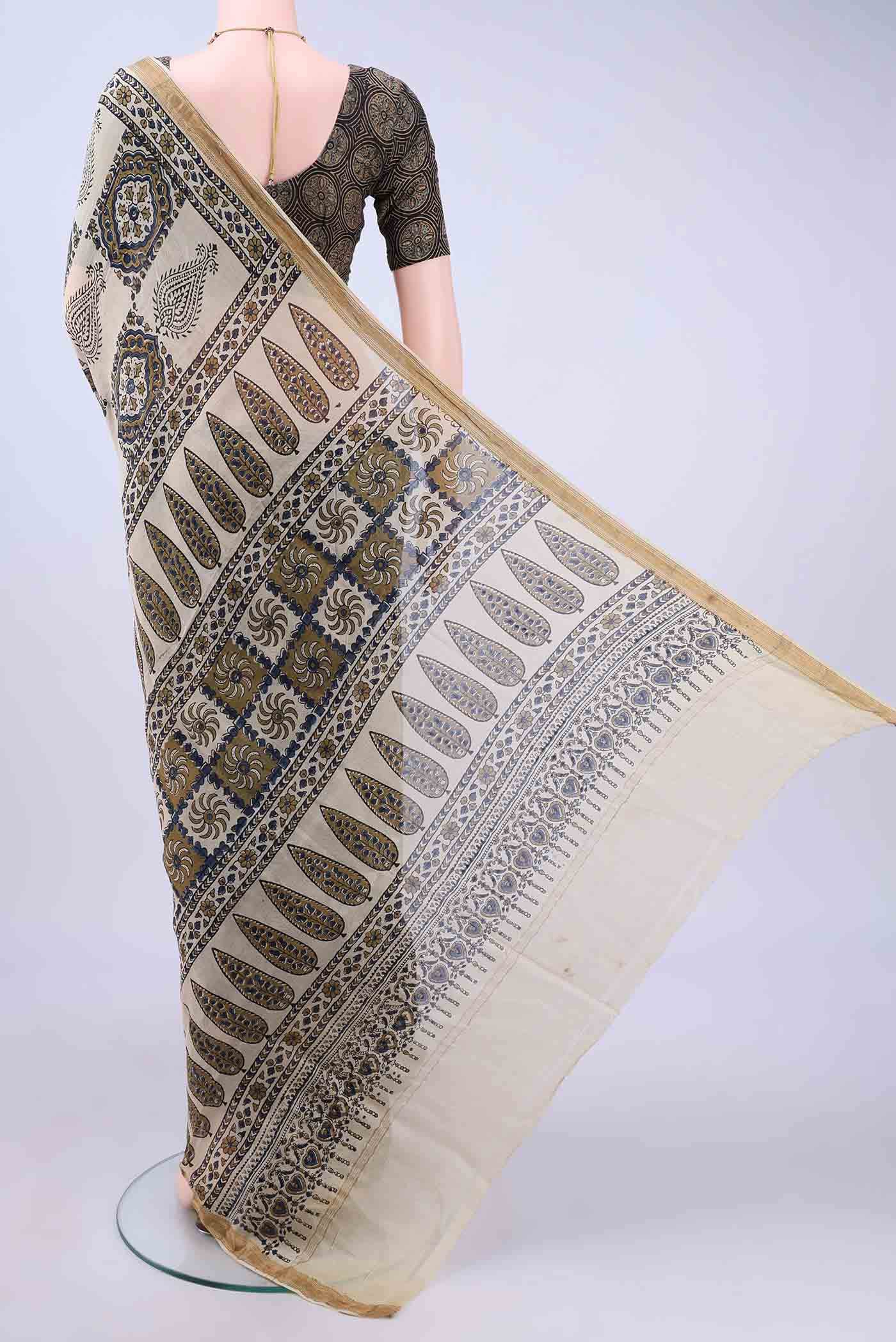 Beige Maheshwari Silk Cotton Saree