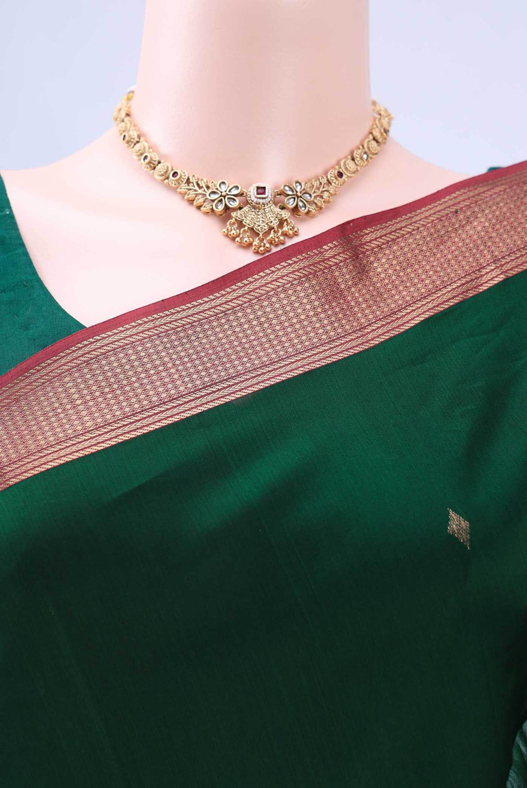Bottle Green Maheshwari Silk Cotton Saree