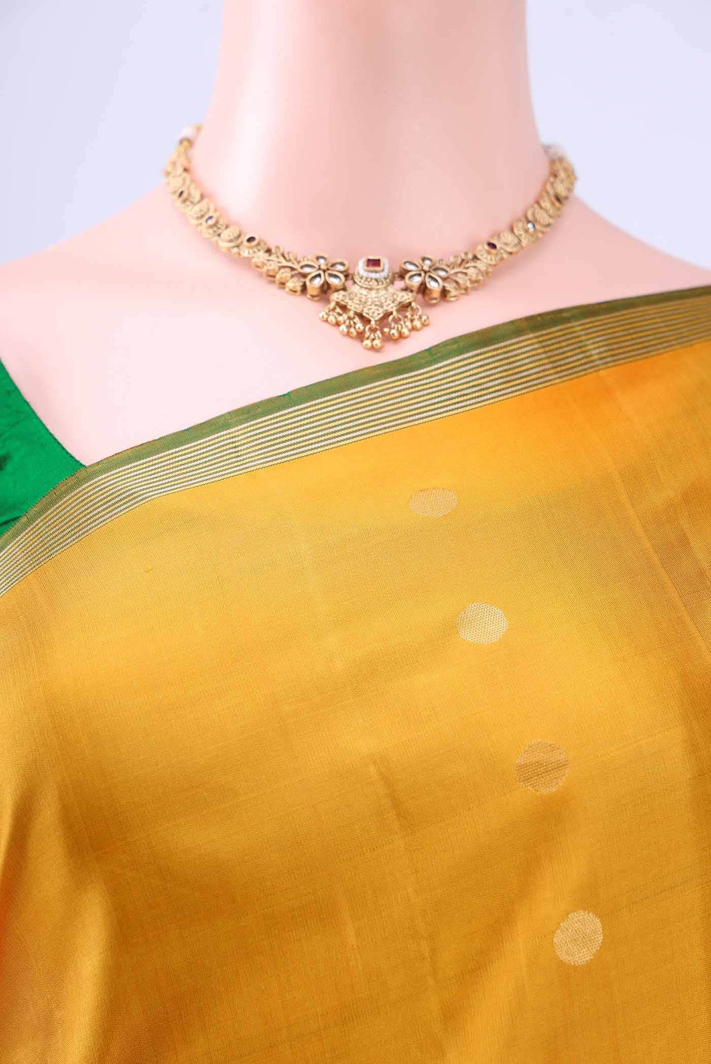 no Dual Tone Soft Silk Saree