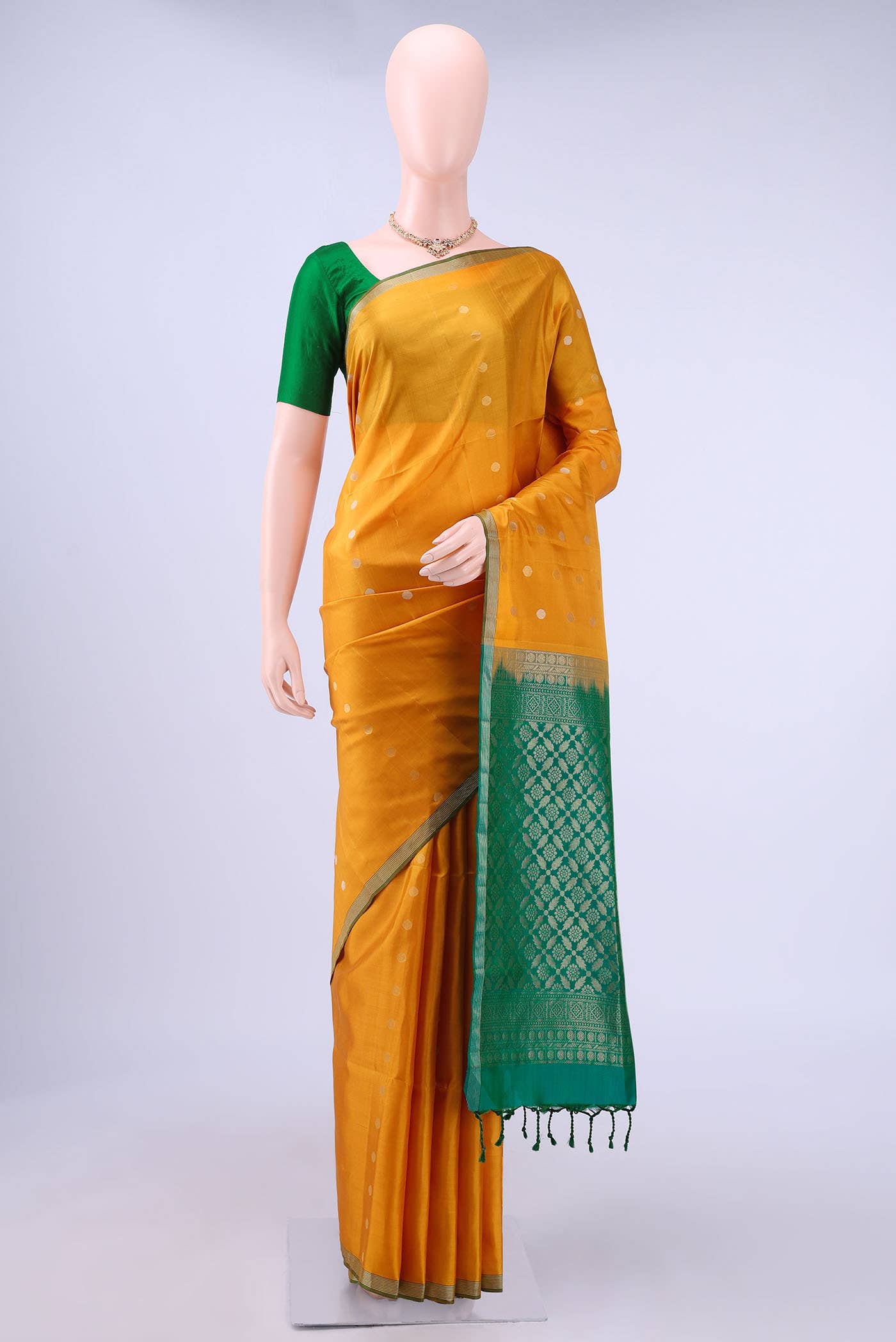 no Dual Tone Soft Silk Saree
