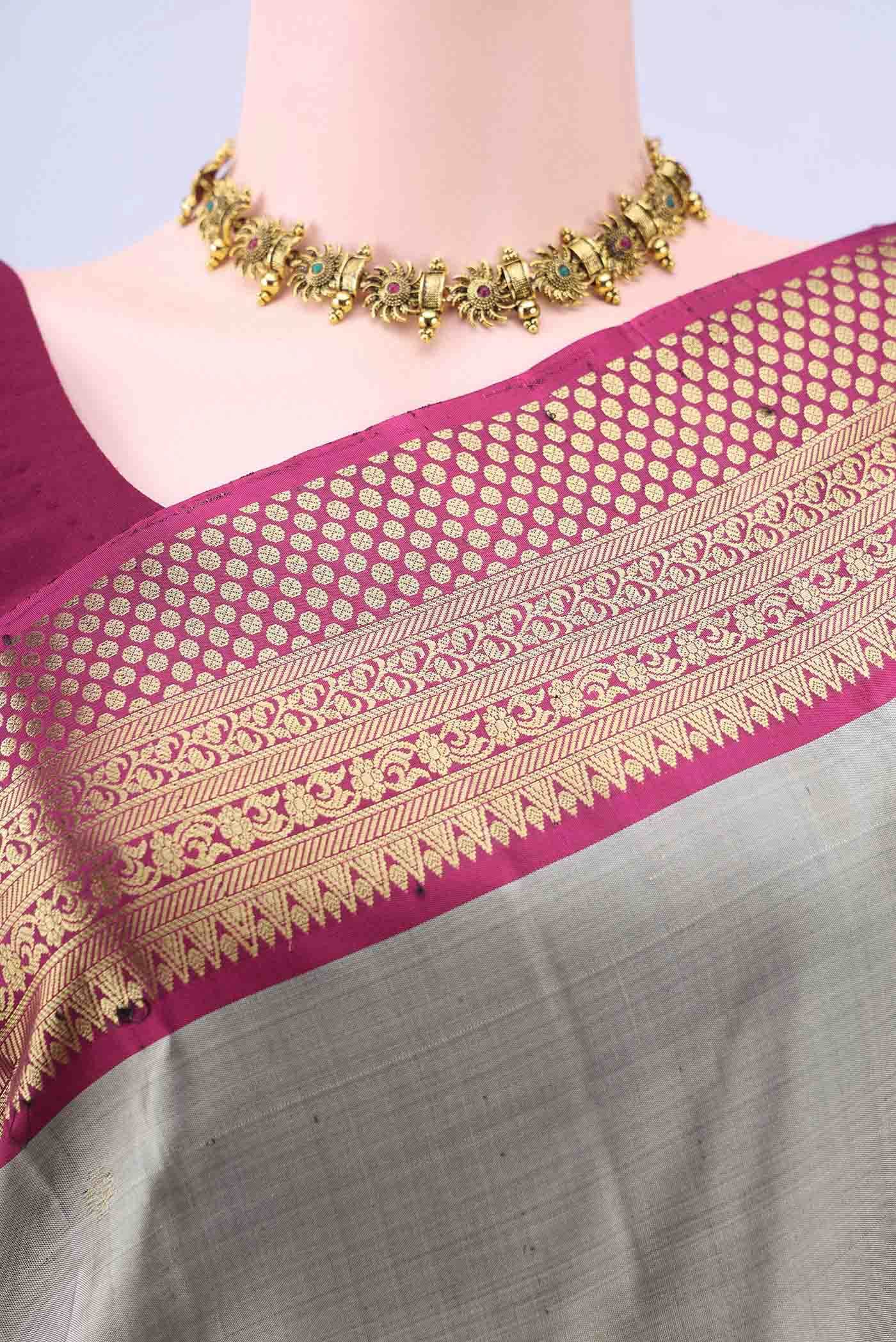 no Dual Tone Soft Silk Saree