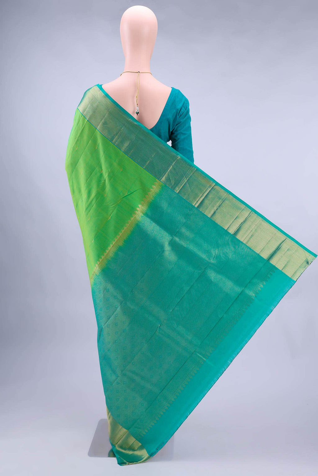 Parrot Green Kanchipuram Saree
