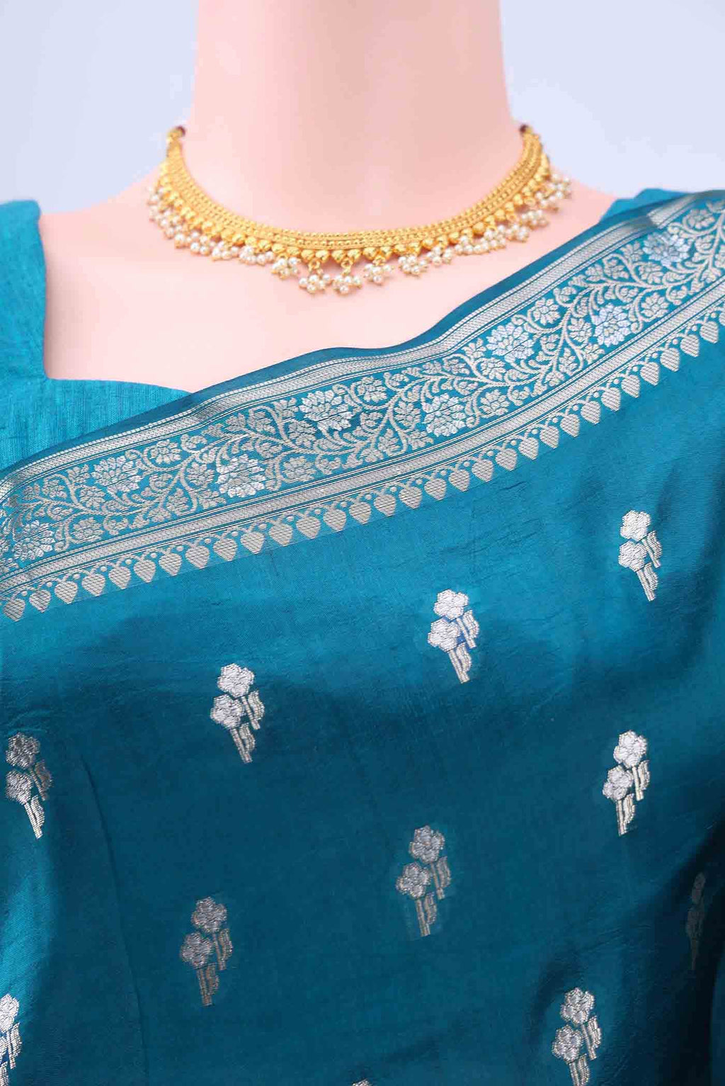 no Dual Tone Banarasi Raw Silk Saree