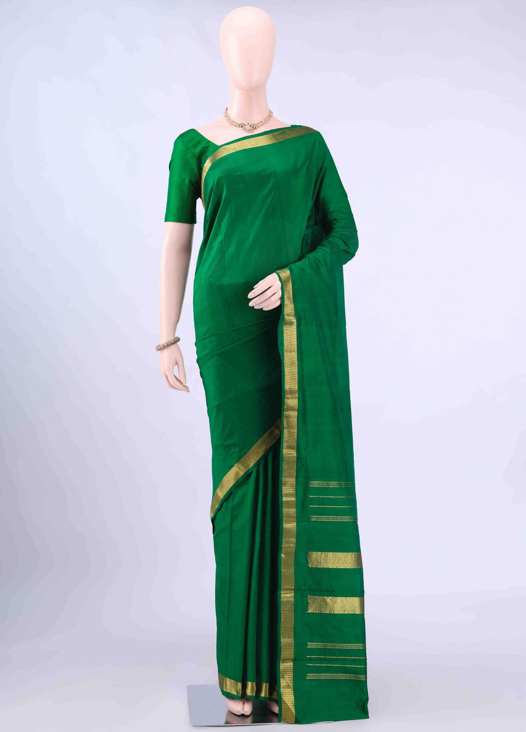 Bottle Green Kanchipuram Silk Saree