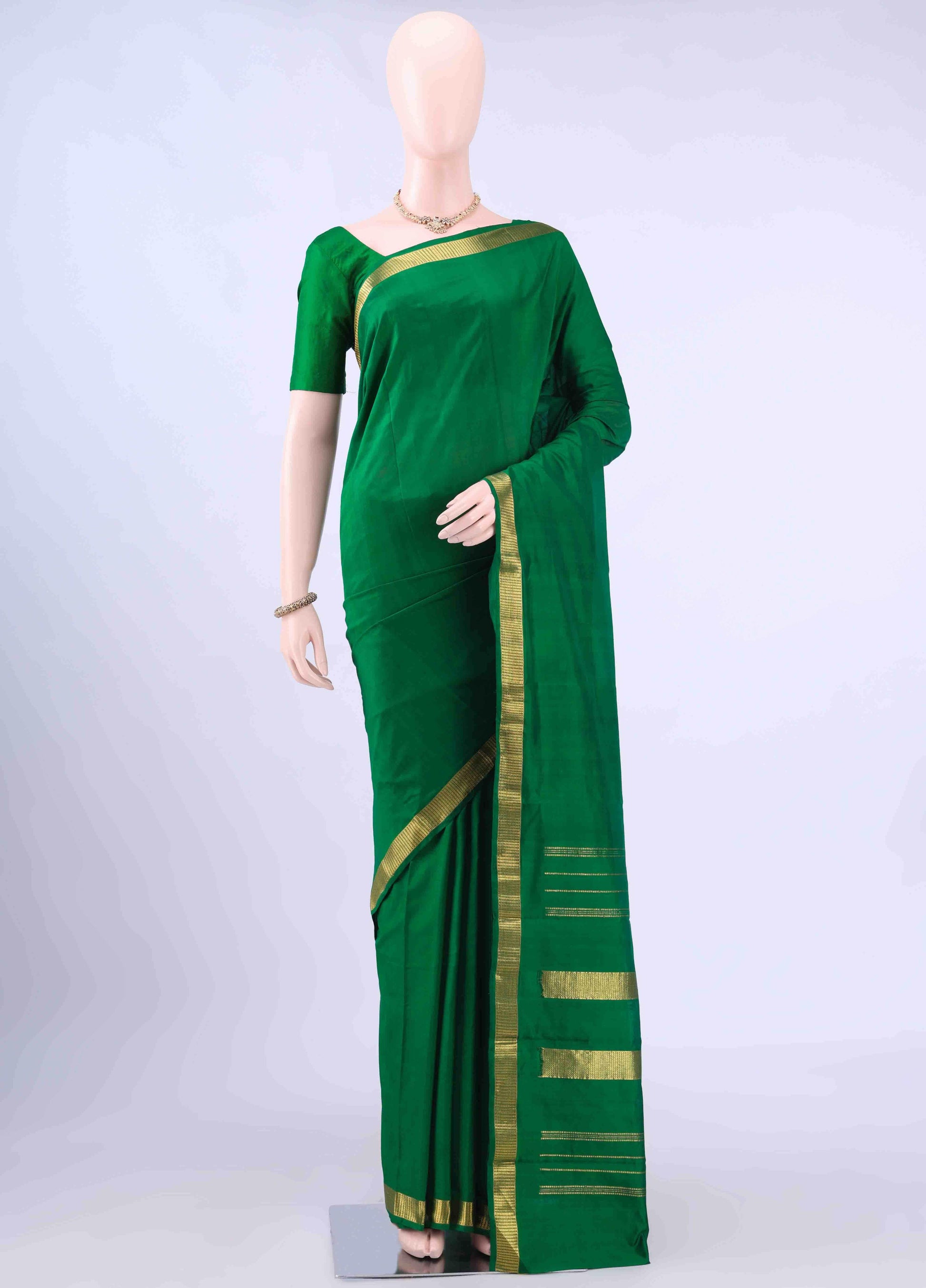 Bottle Green Kanchipuram Silk Saree