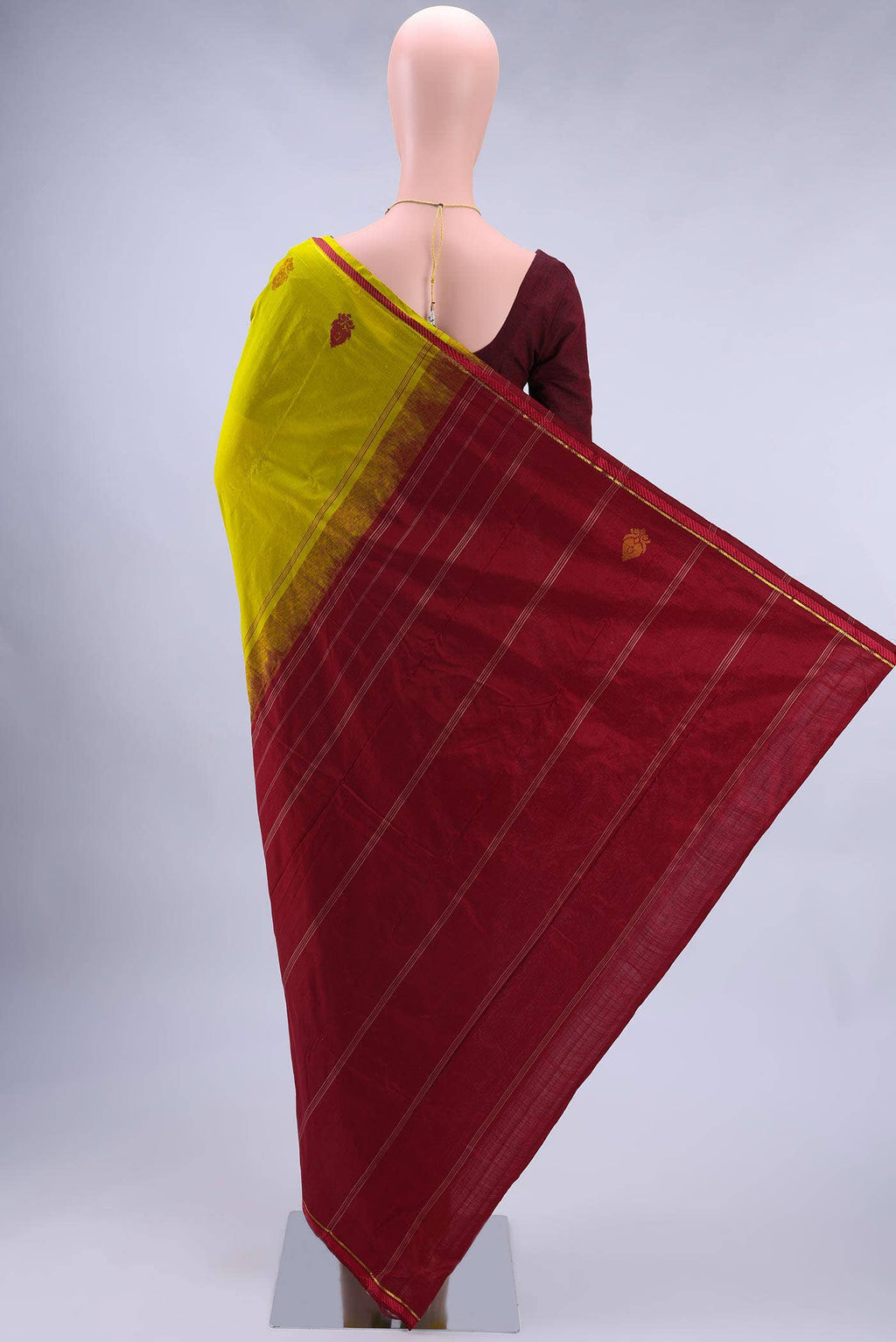 Parrot Green Kanchipuram Silk Saree