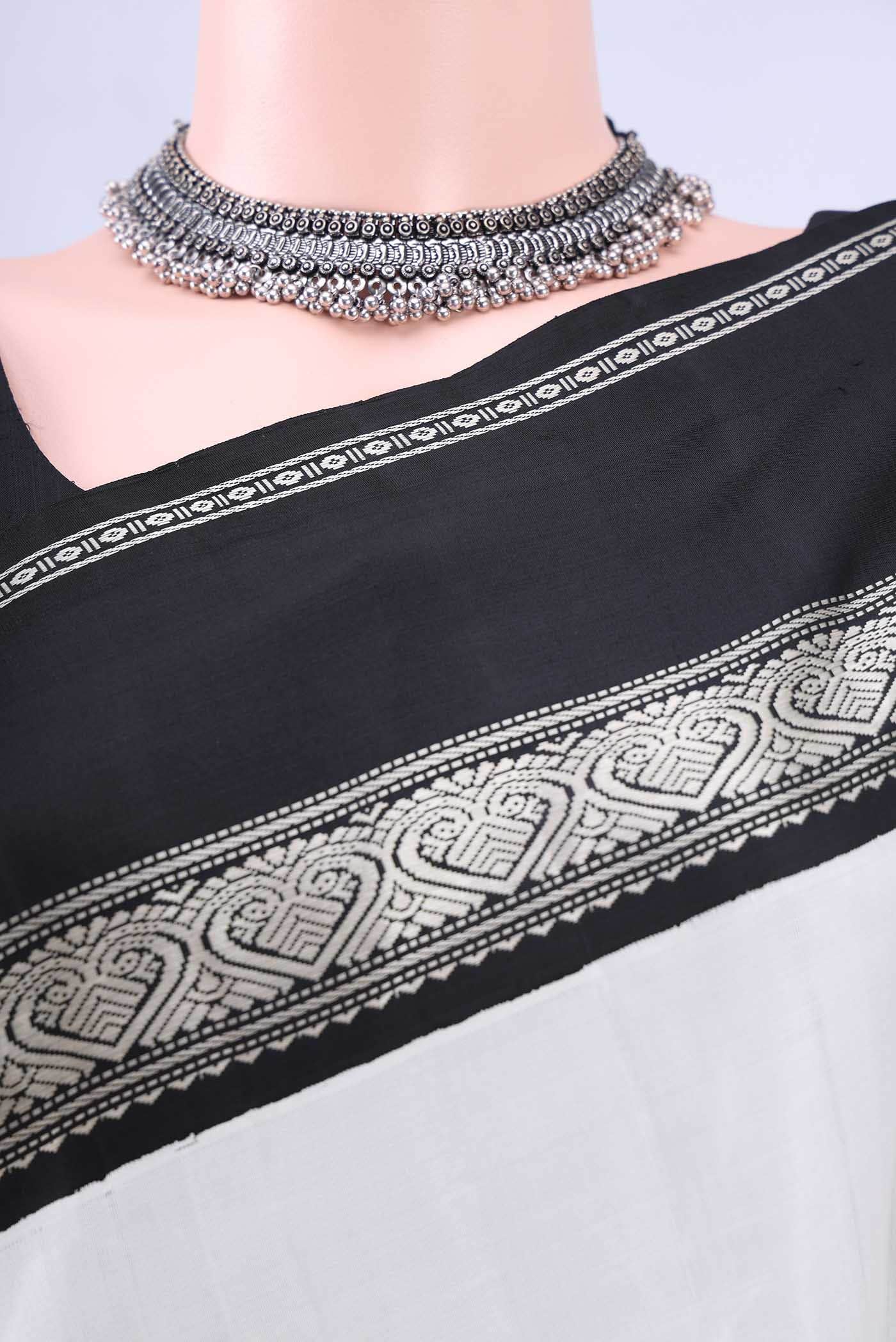 Off White Kanchipuram Silk Saree