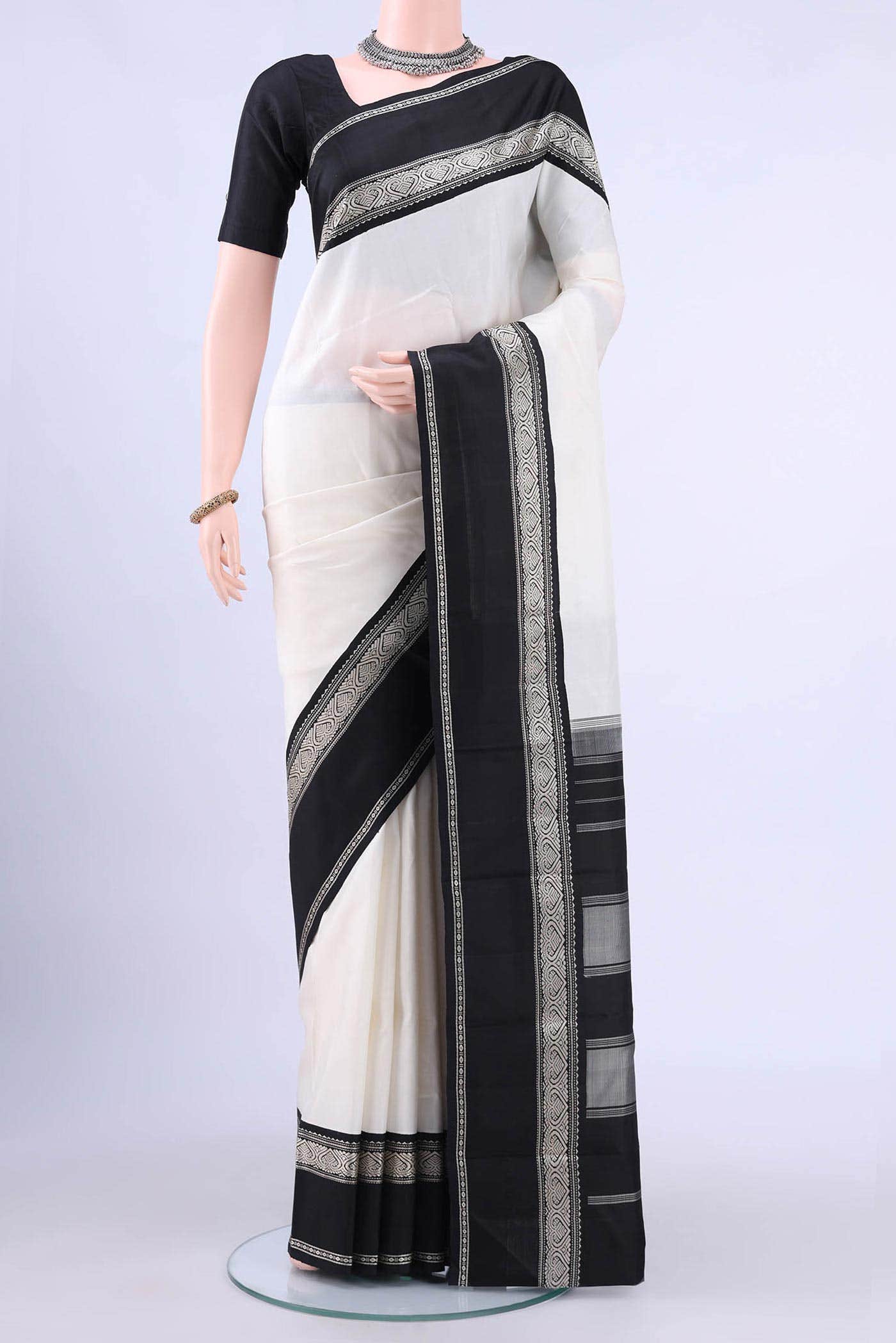 Off White Kanchipuram Silk Saree