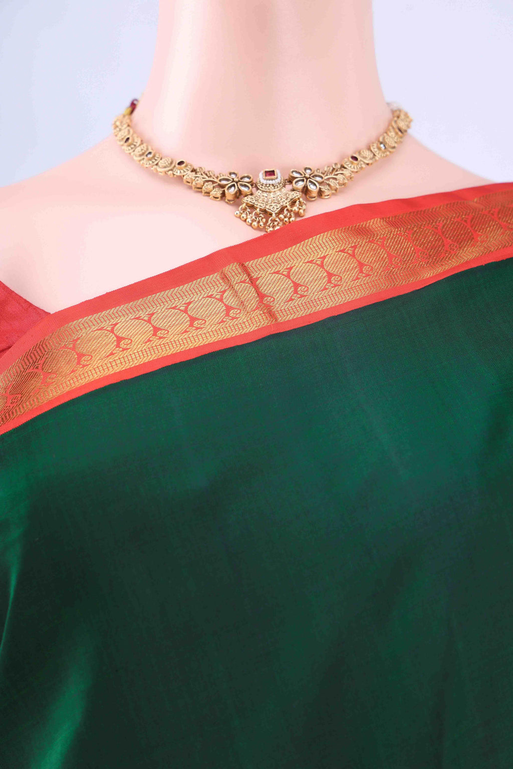 Bottle Green Dual Tone Kanchipuram Silk Saree