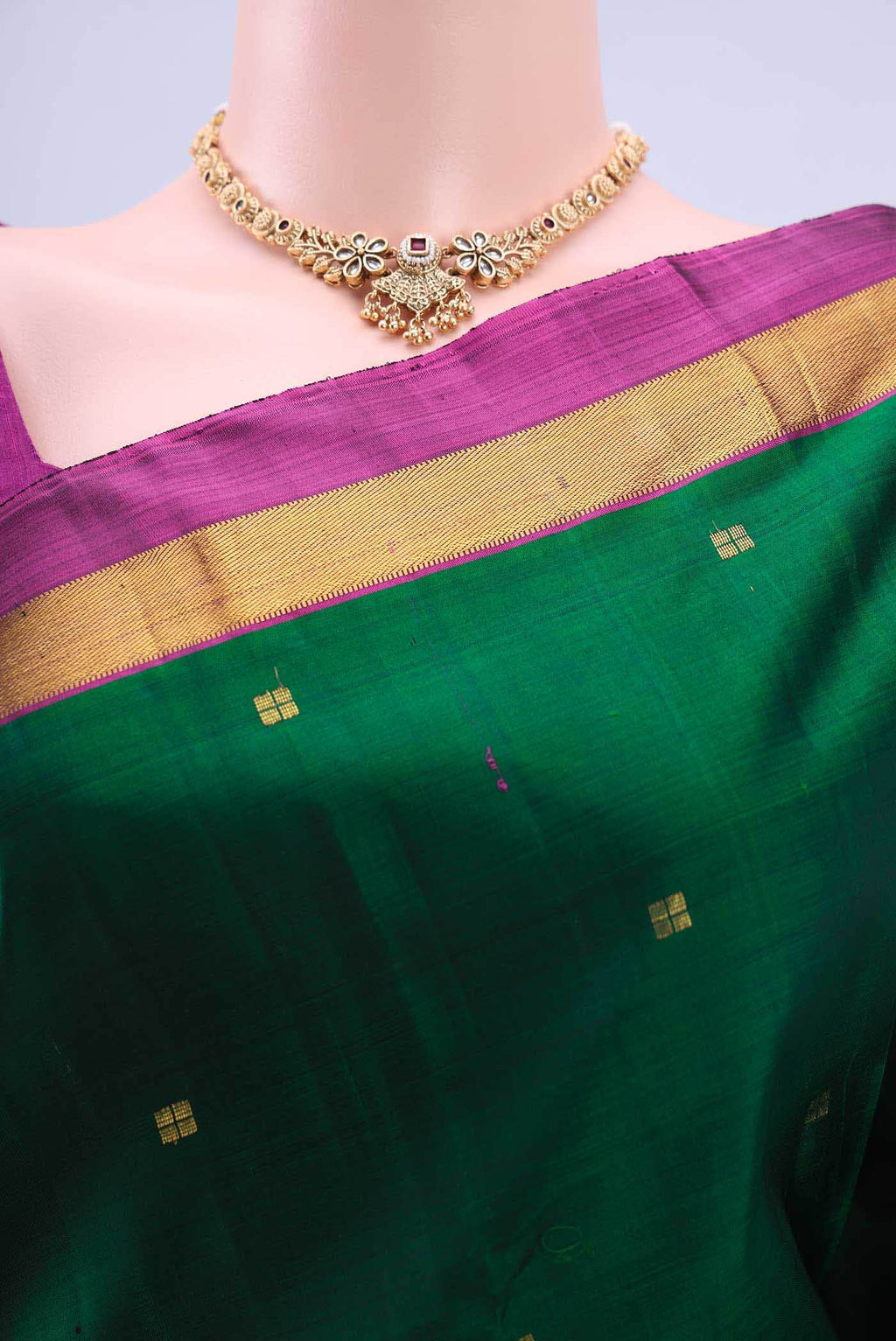 Bottle Green Kanchipuram Silk Saree