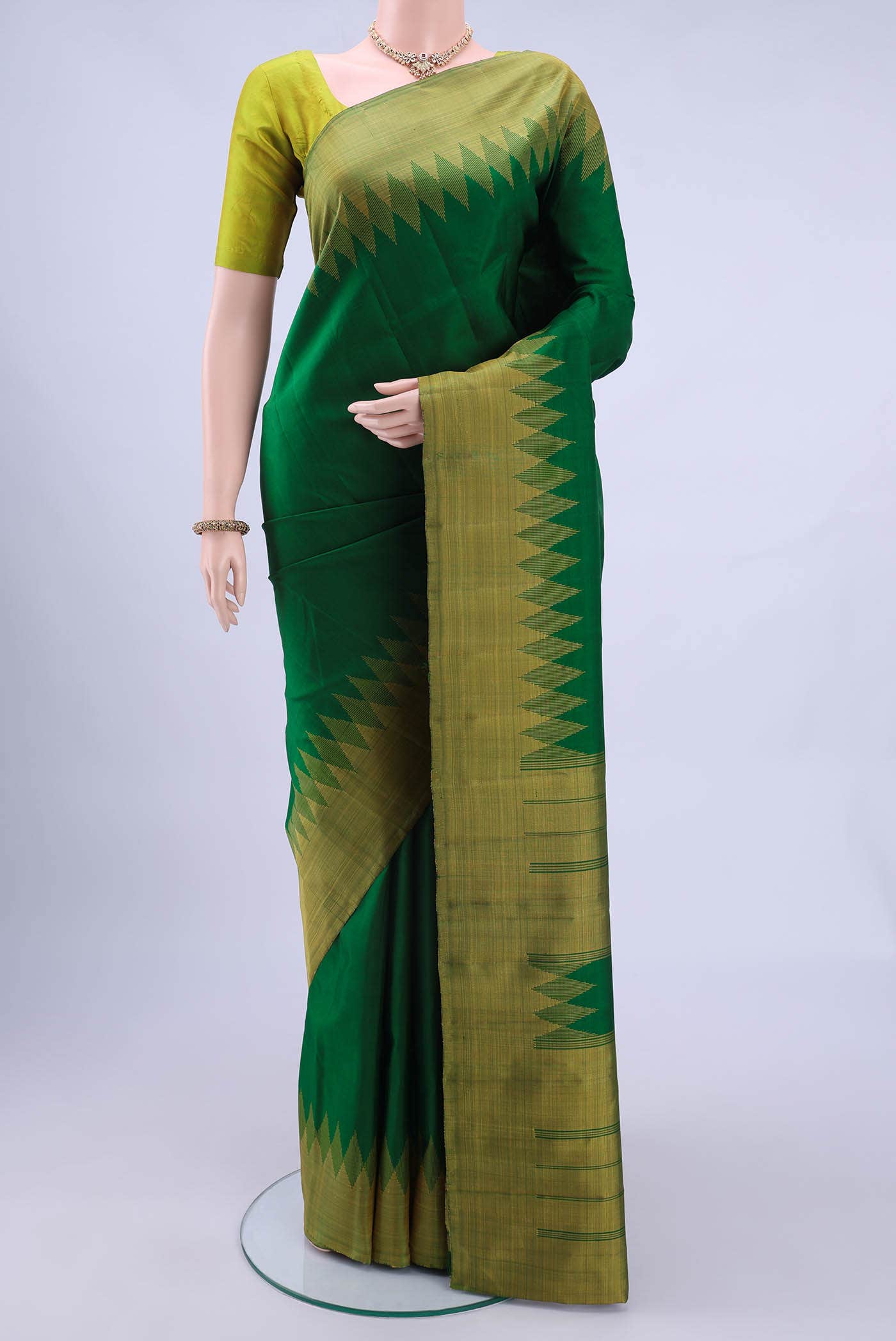 Bottle Green Kanchipuram Silk Saree