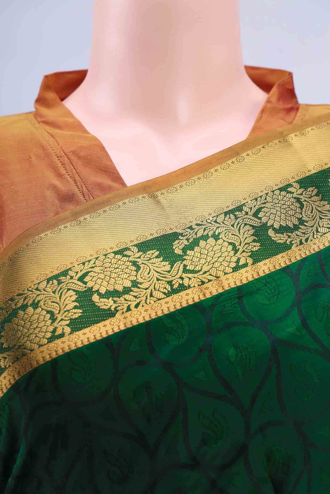 Bottle Green Dual Tone Nangavalli Silk [ Salem ] Saree