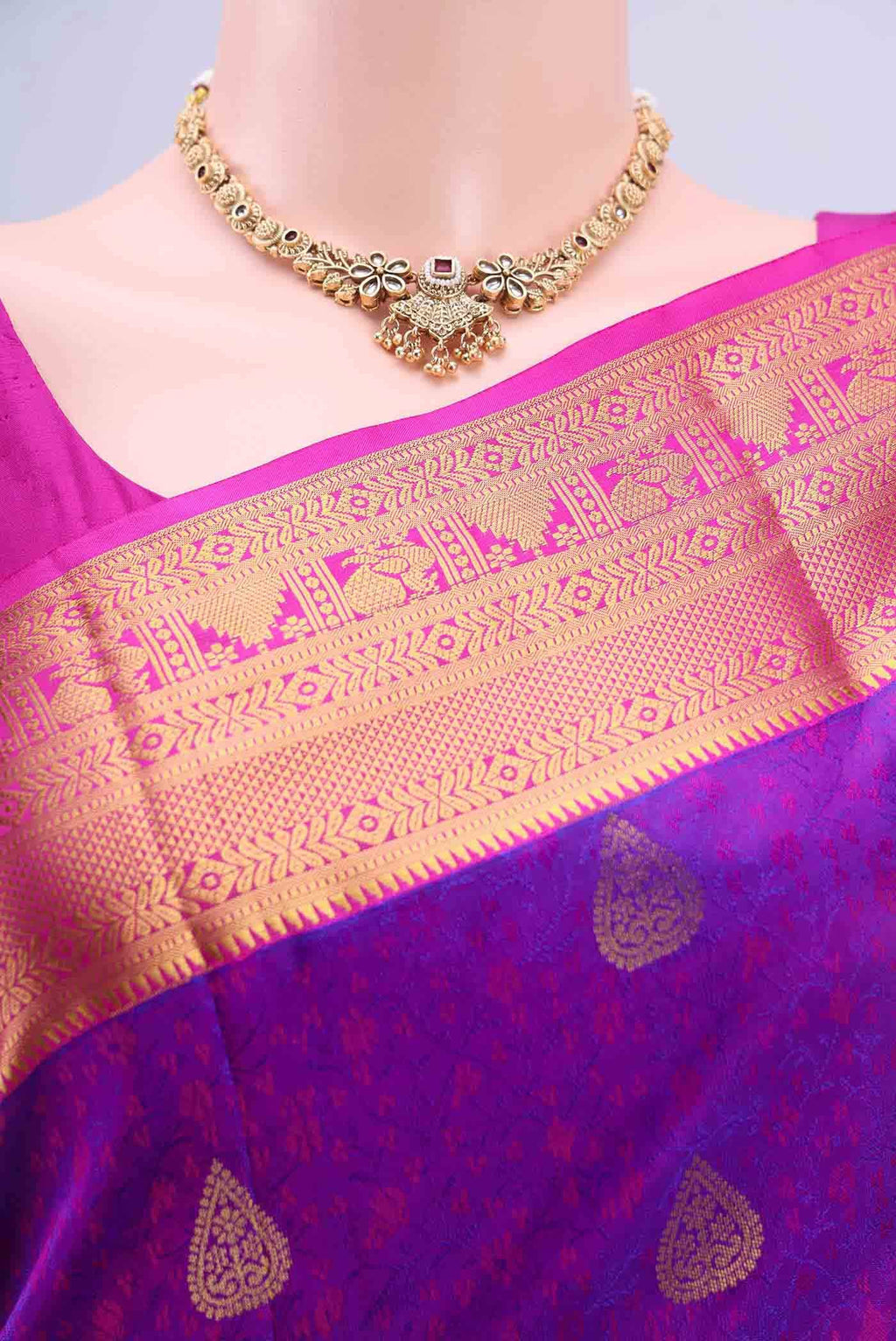 Magenta Dual Tone Nangavalli Silk [ Salem ] Saree