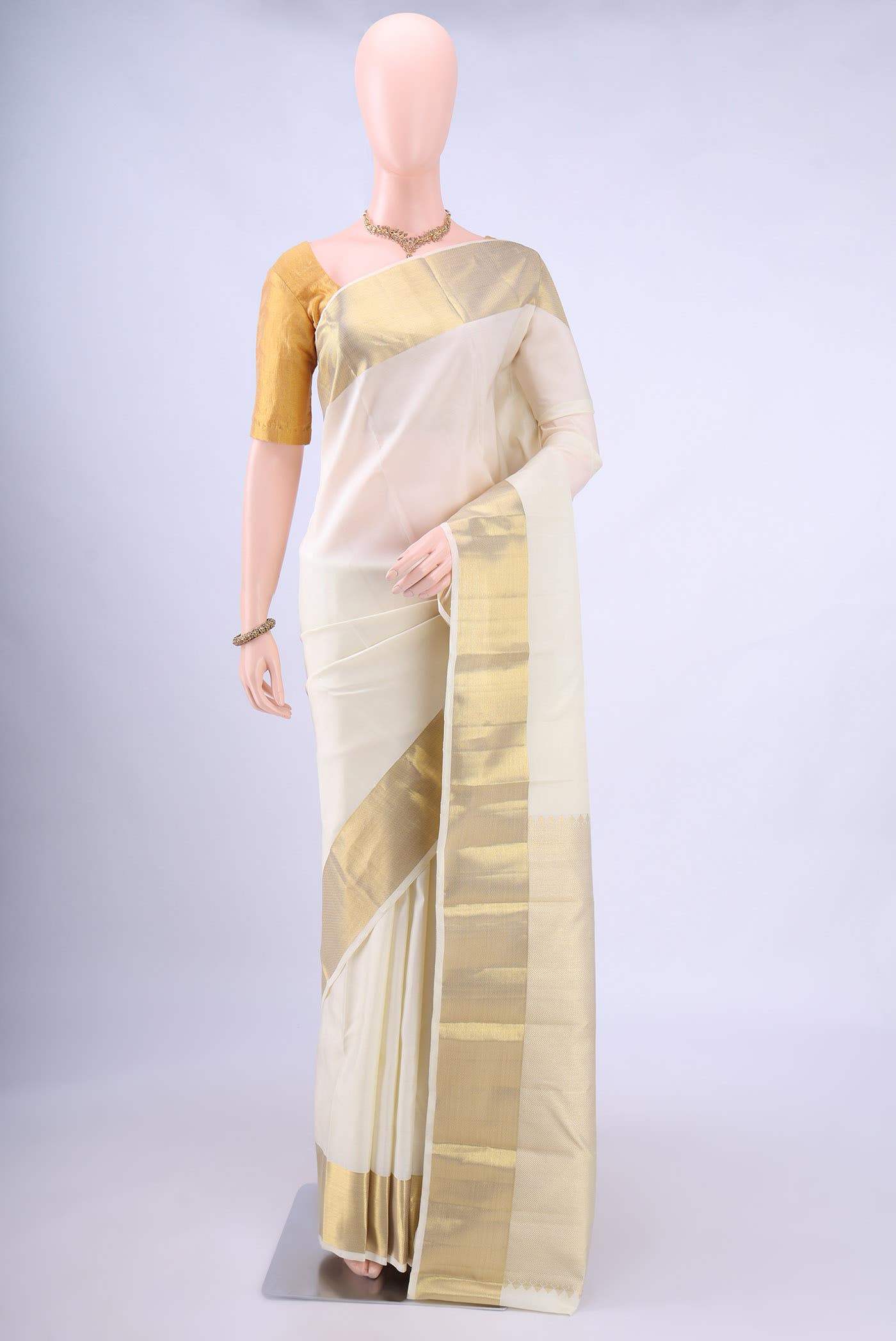Off White Dual Tone Kanchipuram Silk Saree