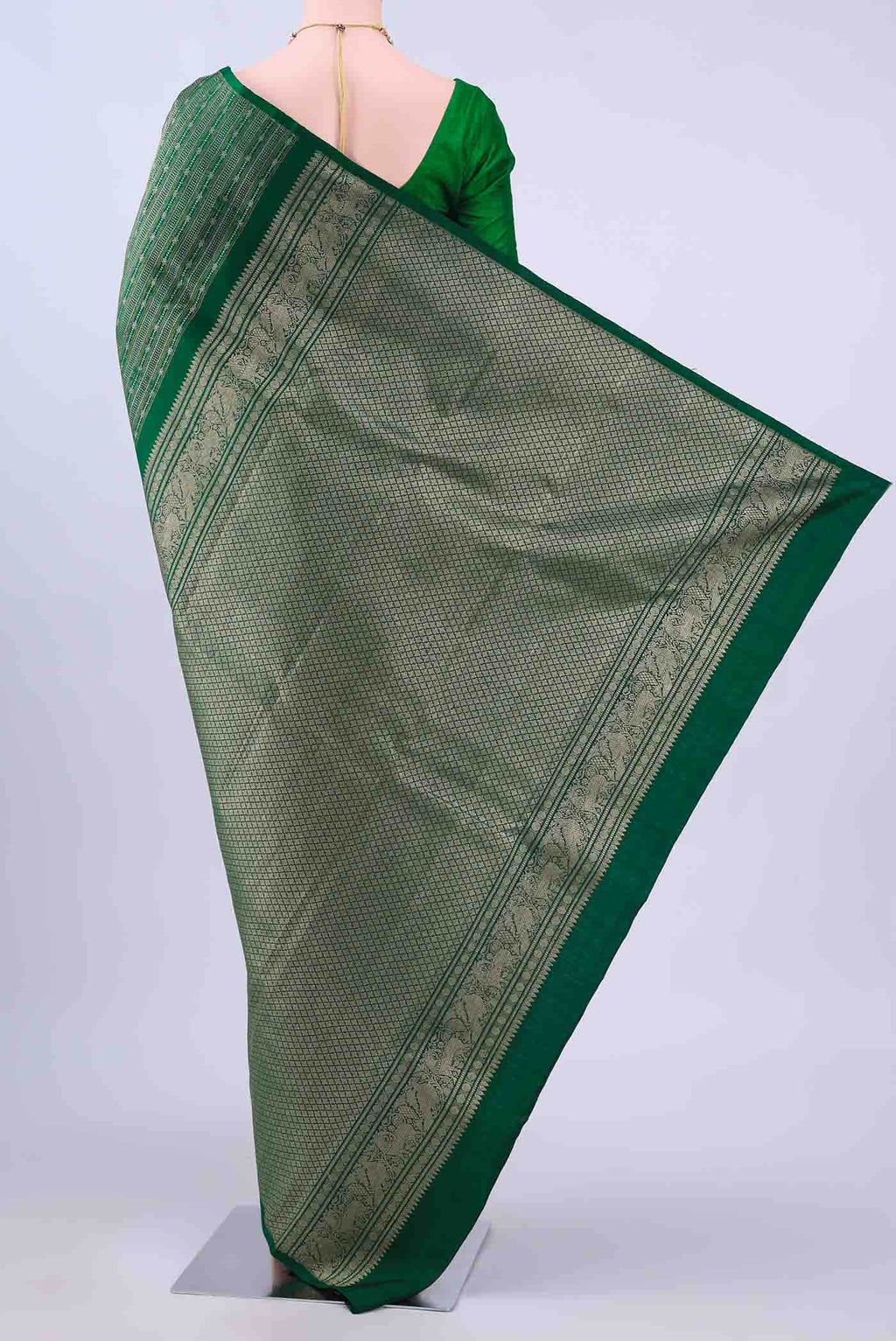 Bottle Green Kanchipuram Silk Saree
