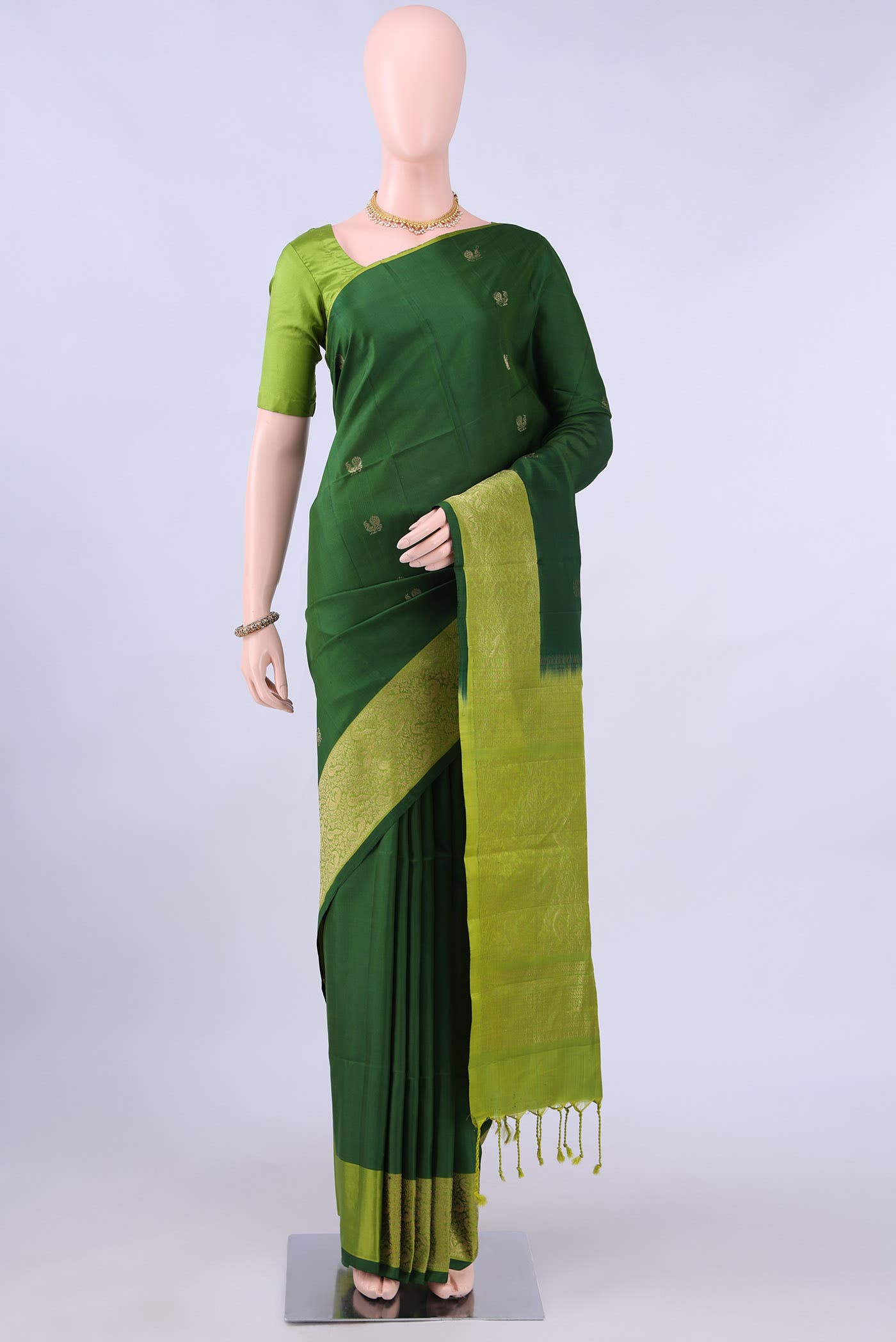 no Dual Tone Soft Silk Saree