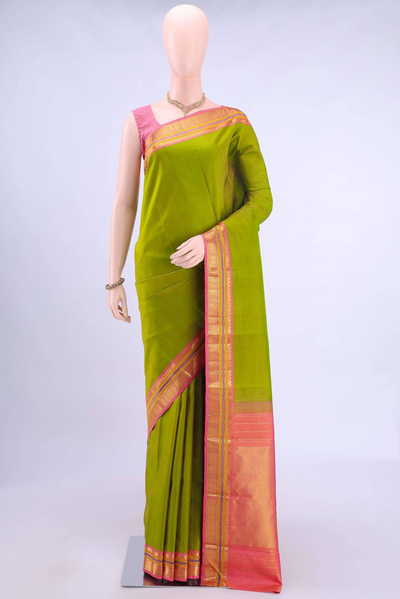 Parrot Green Dual Tone Kanchipuram Silk Saree