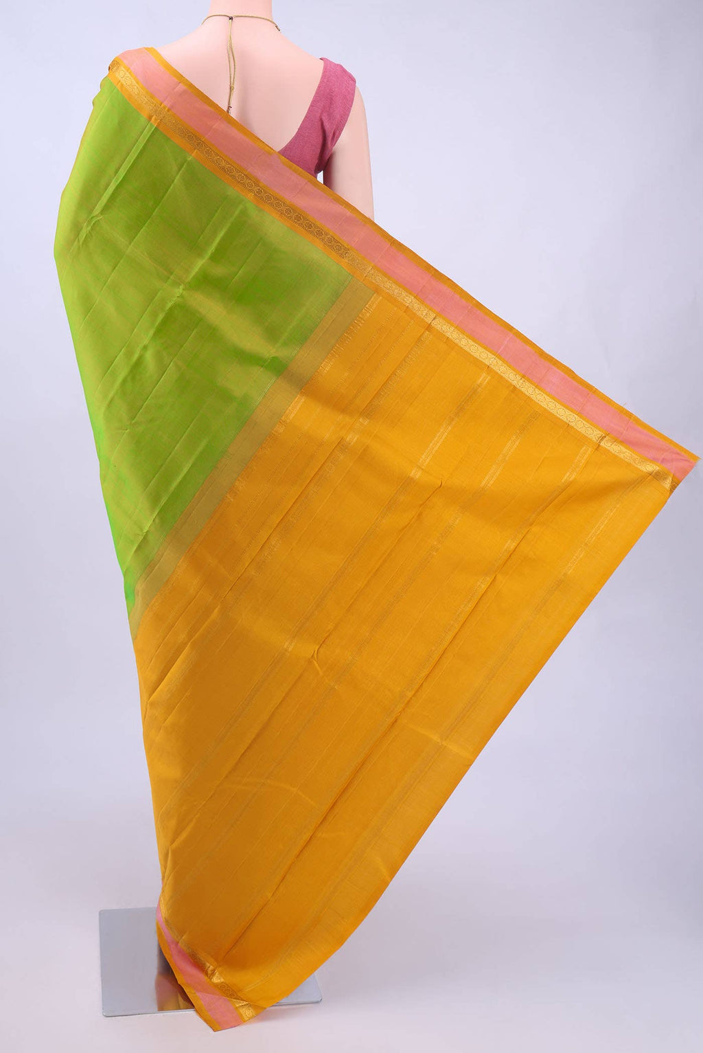 Parrot Green Dual Tone Kanchipuram Silk Saree