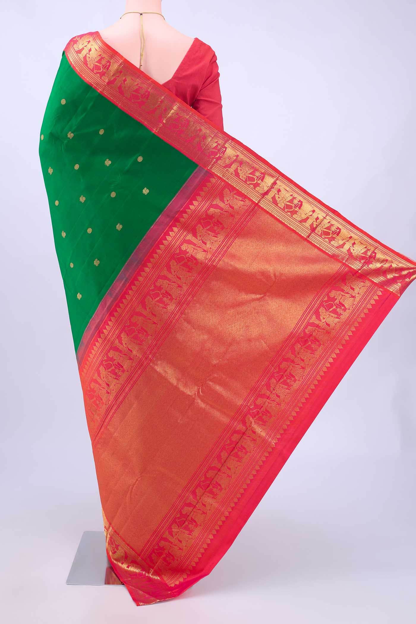 Green Dual Tone Kanchipuram Silk Saree