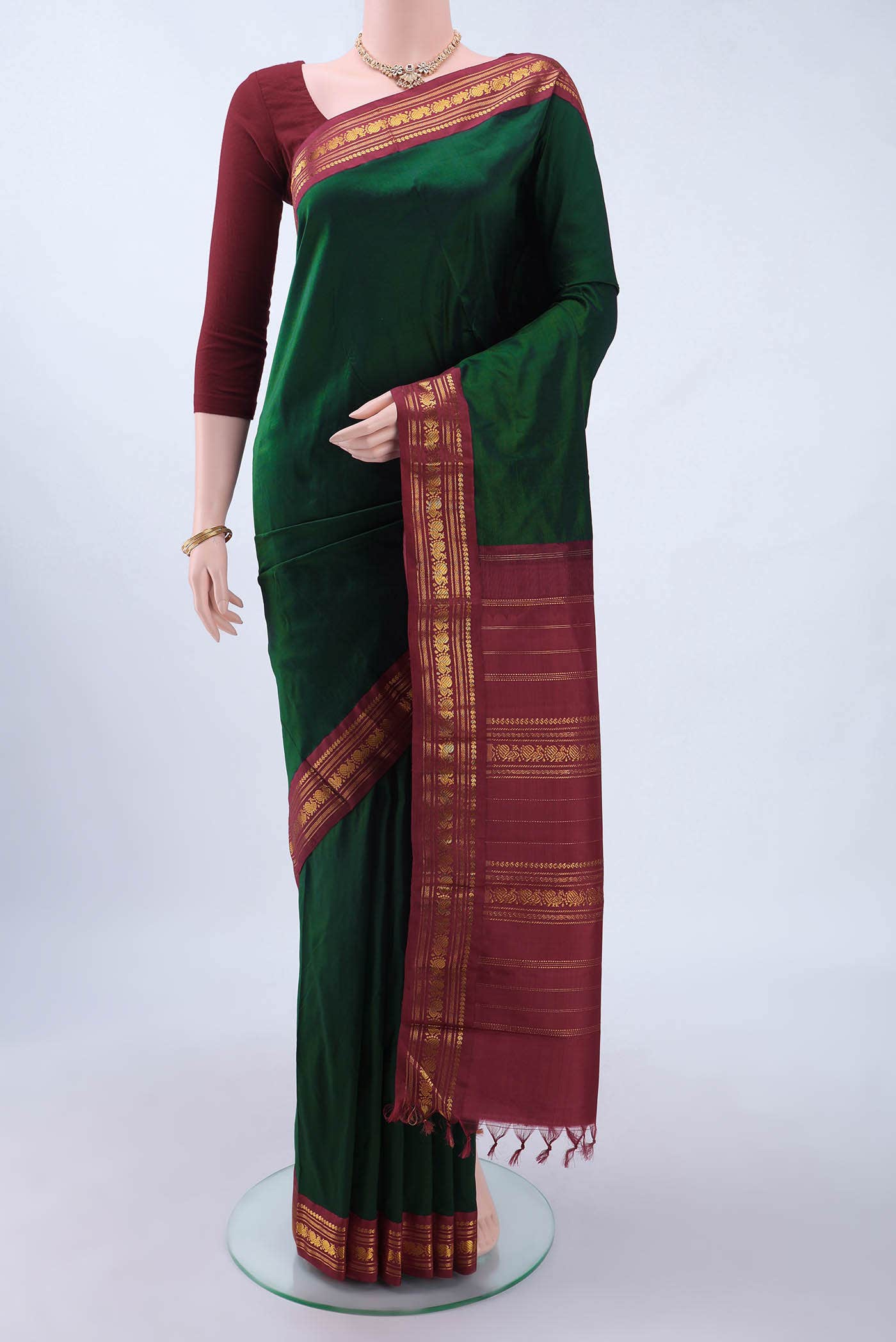 Bottle Green Kanchipuram Silk Saree