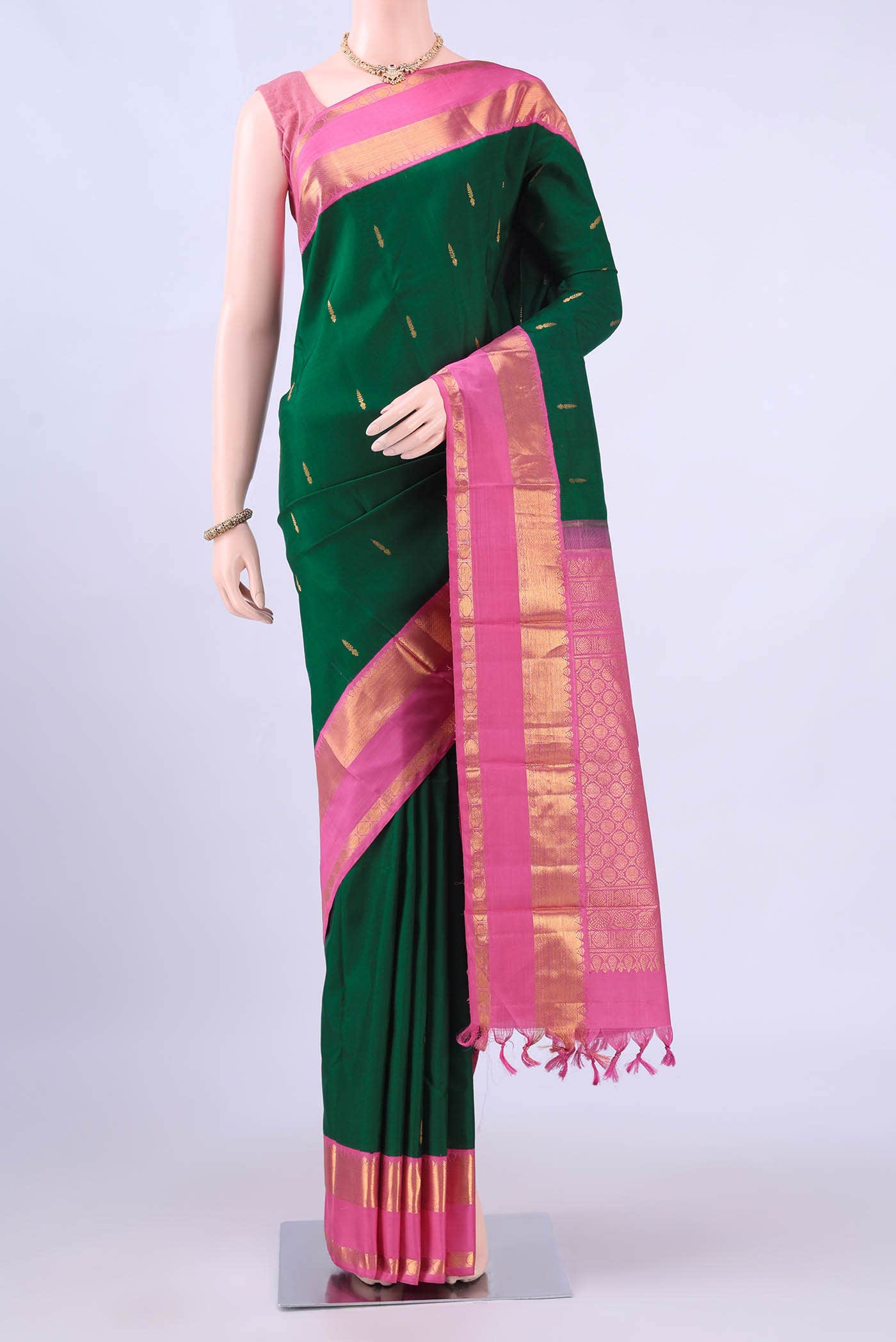 Bottle Green Kanchipuram Silk Saree