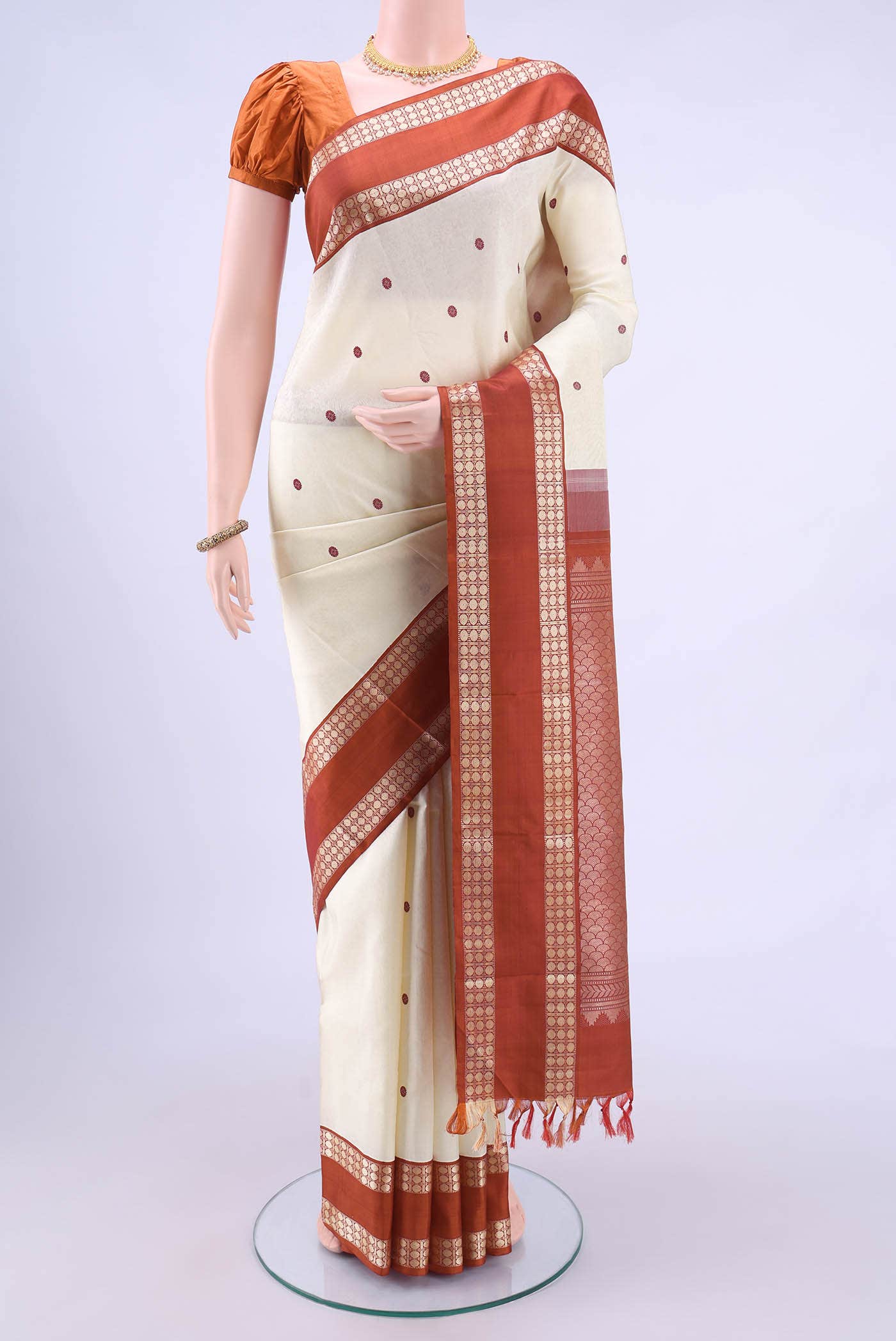 Off White Kanchipuram Silk Saree