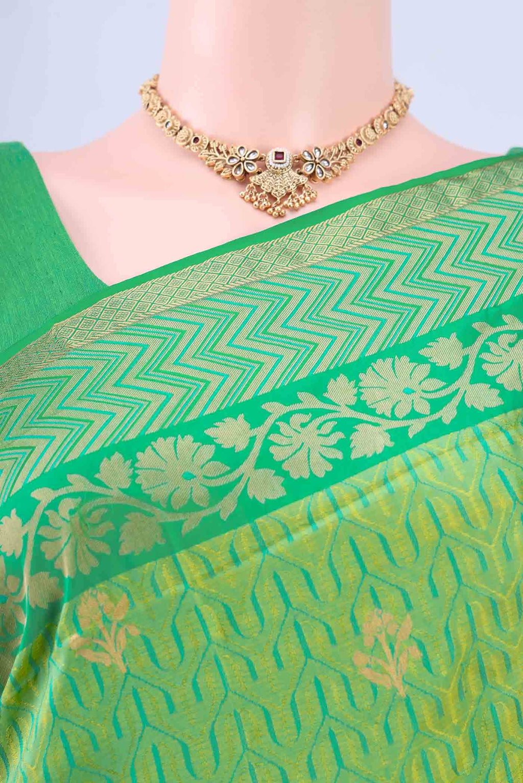 no Dual Tone Soft Silk Saree