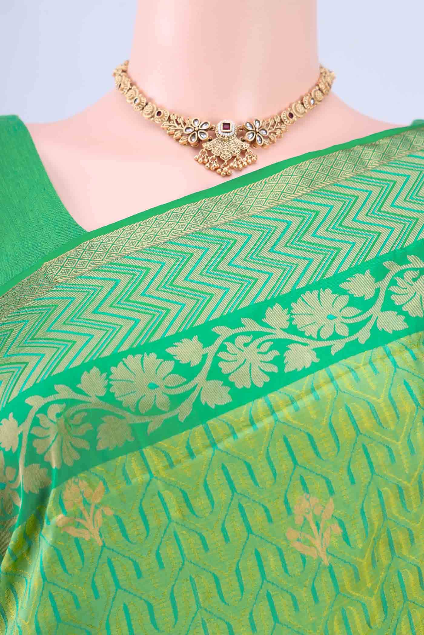 no Dual Tone Soft Silk Saree