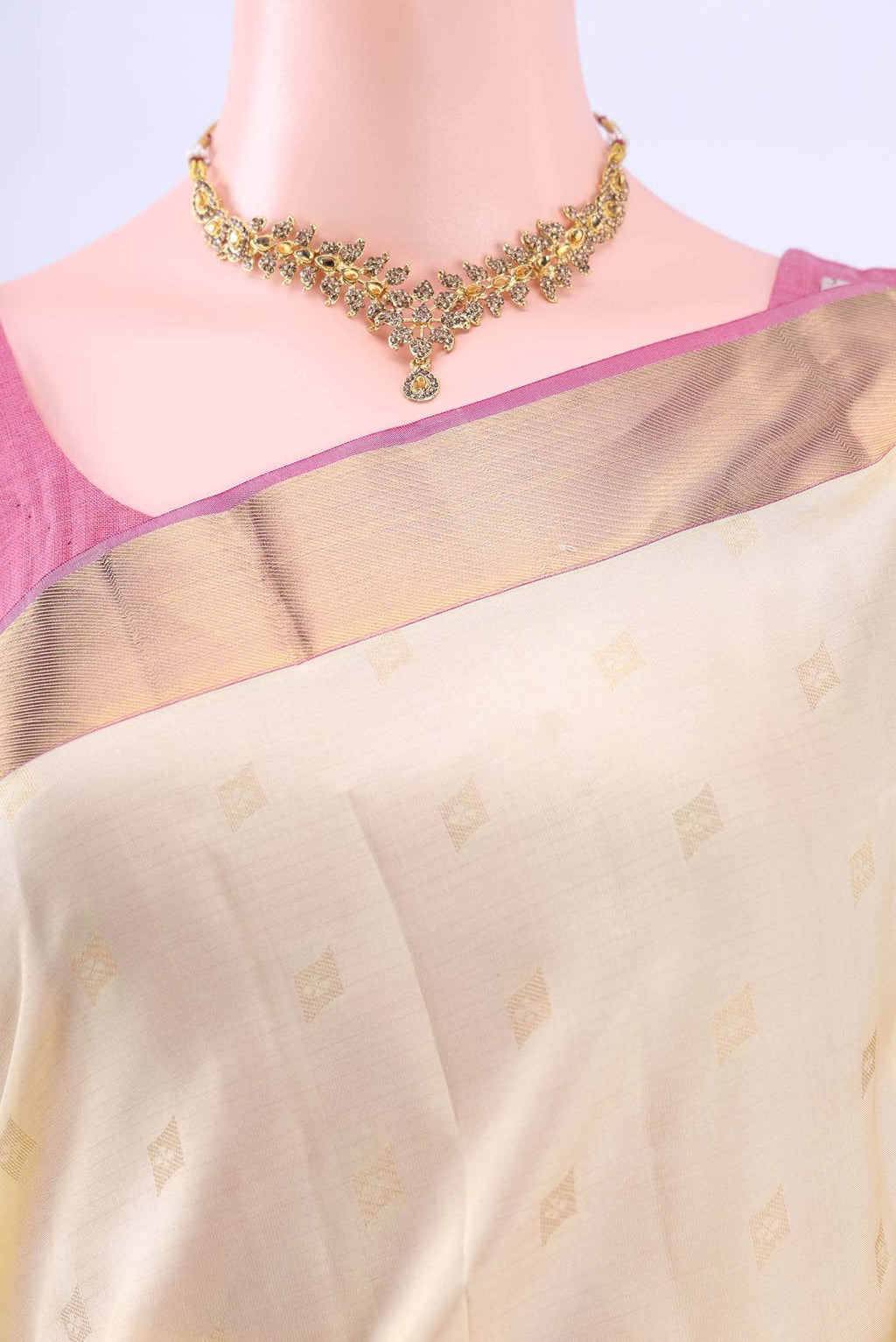 Cream Nangavalli Silk [ Salem ] Saree