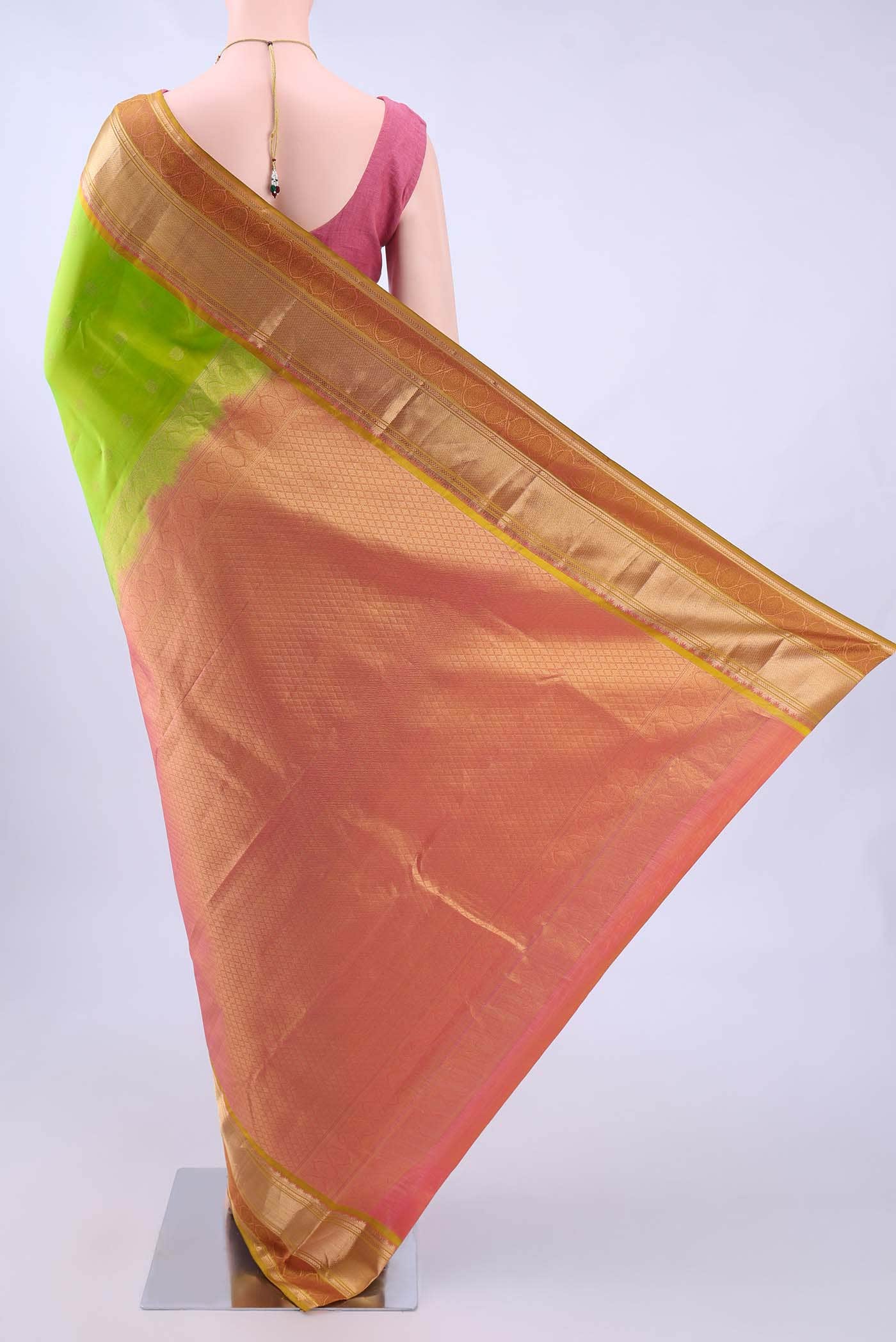 Parrot Green Nangavalli Silk [ Salem ] Saree