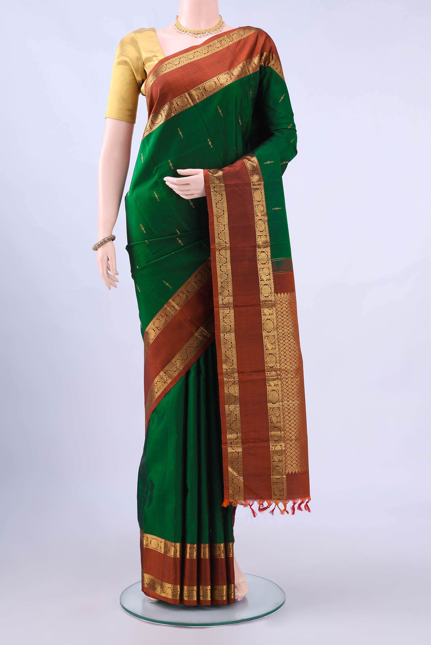 Bottle Green Kanchipuram Silk Saree