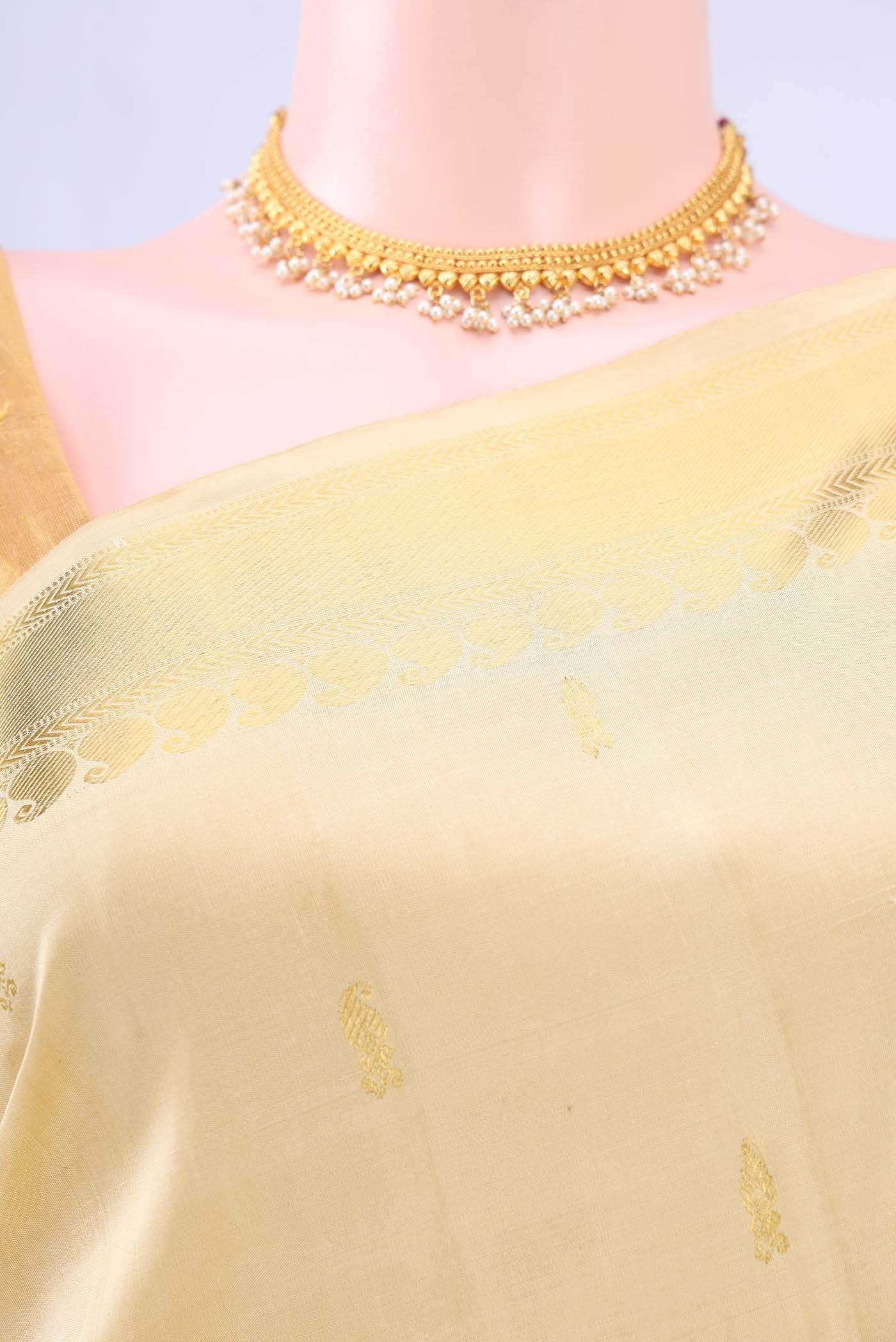 no Dual Tone Kanchipuram Silk Saree