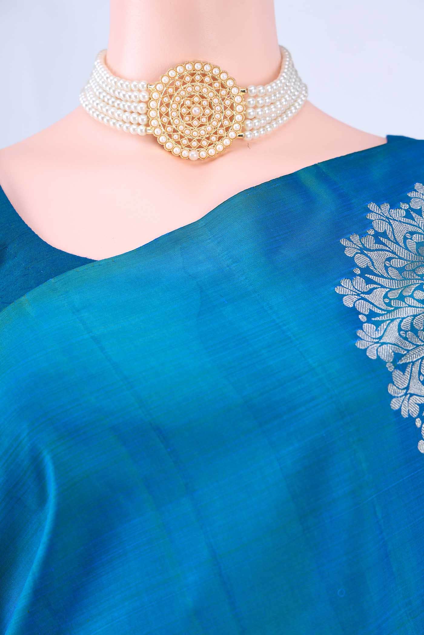 Green Dual Tone Kanchipuram Silk Saree