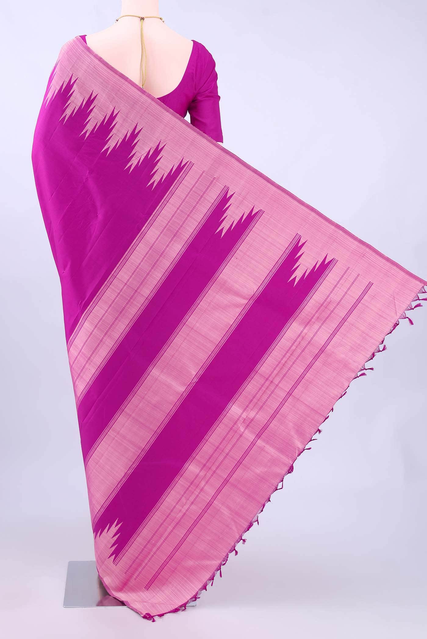 no Dual Tone Kanchipuram Silk Saree