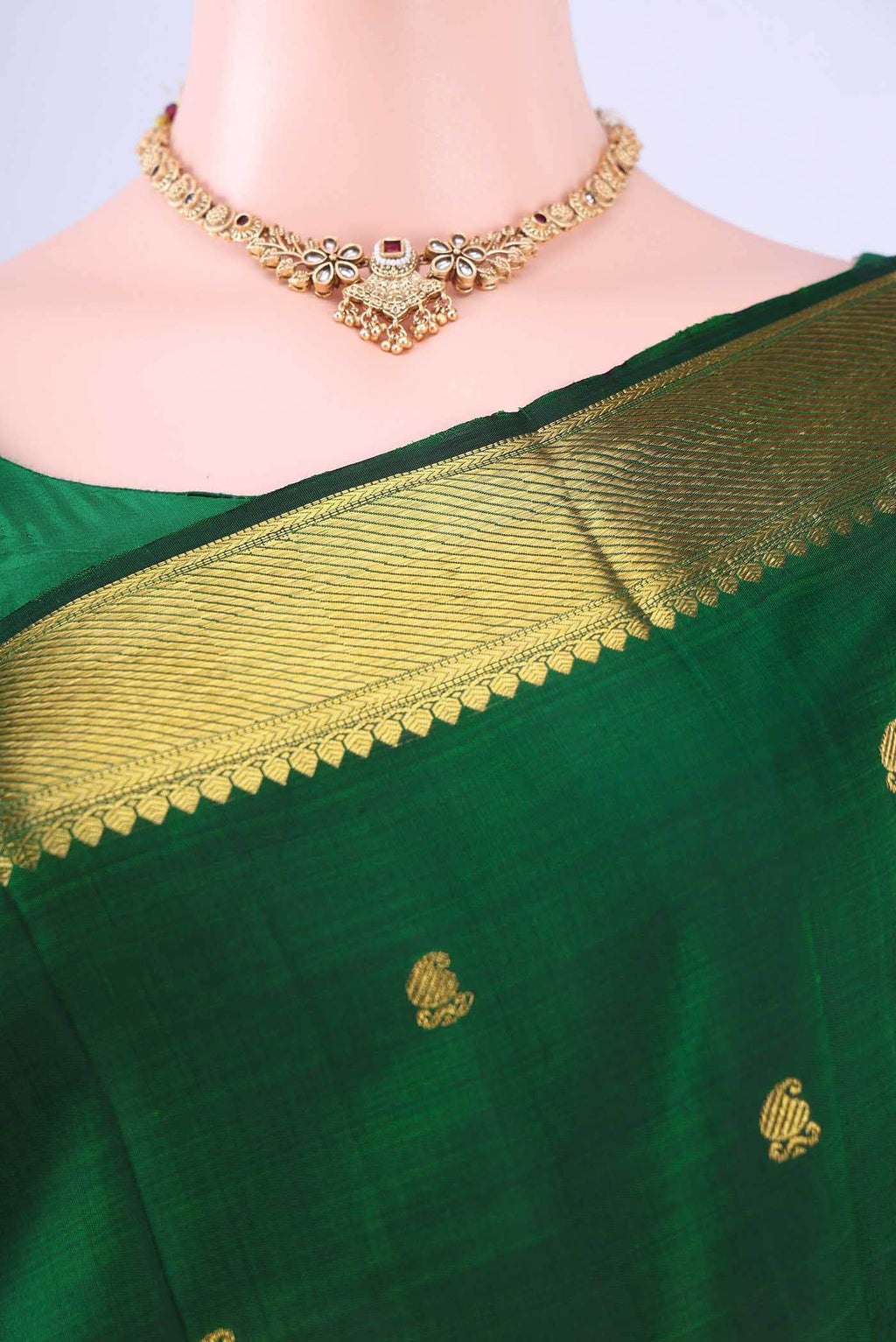 Bottle Green Kanchipuram Silk Saree