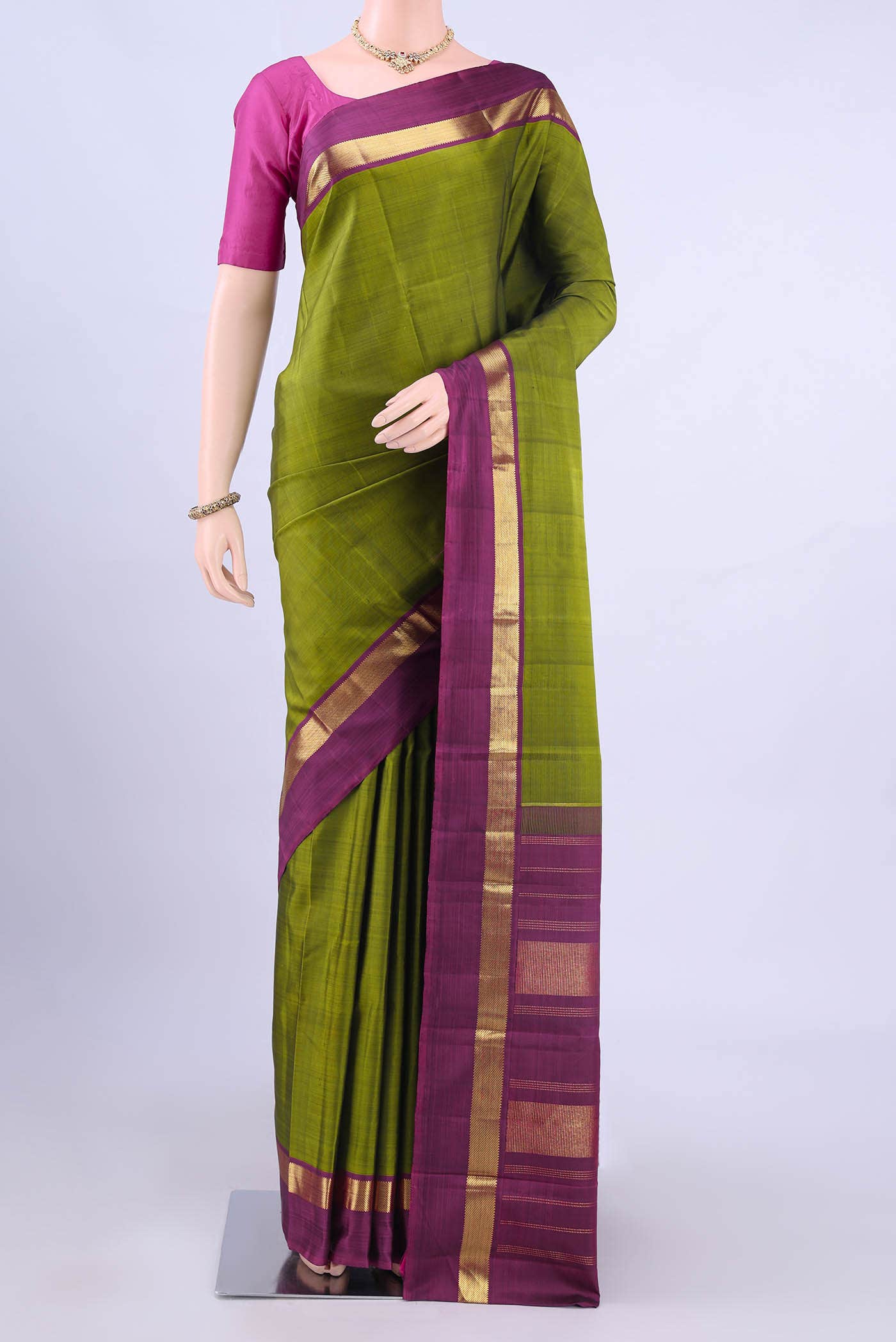 Mehandi Green Kanchipuram Silk Saree