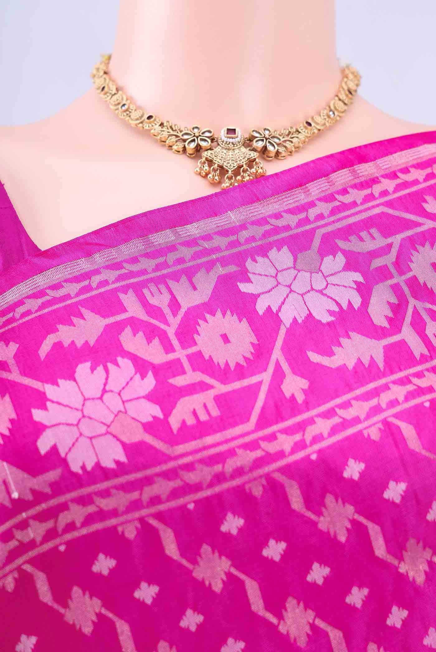 Rani Pink Dhakai Jamdhani Saree