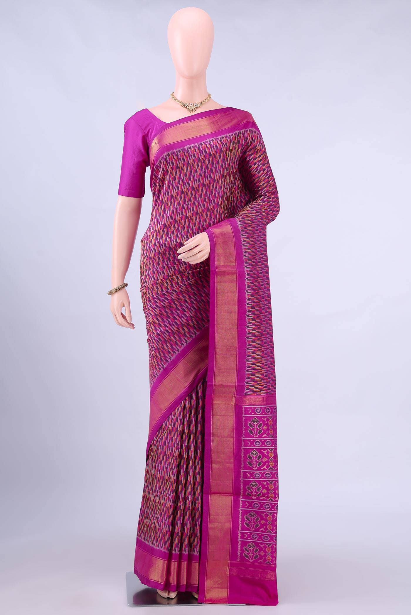 Magenta Pochampally Silk Saree