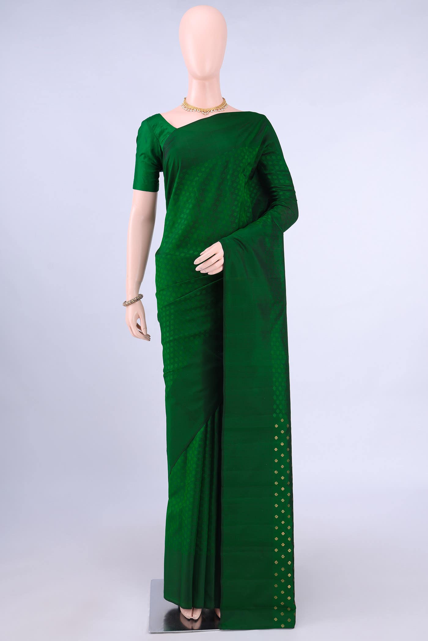 Bottle Green Kanchipuram Silk Saree