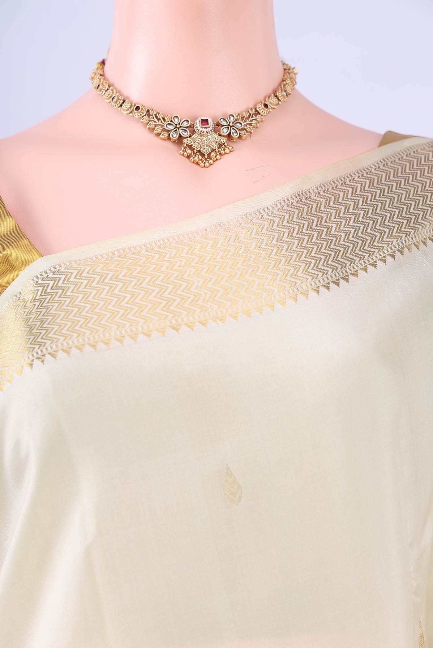 Cream Nangavalli Silk [ Salem ] Saree