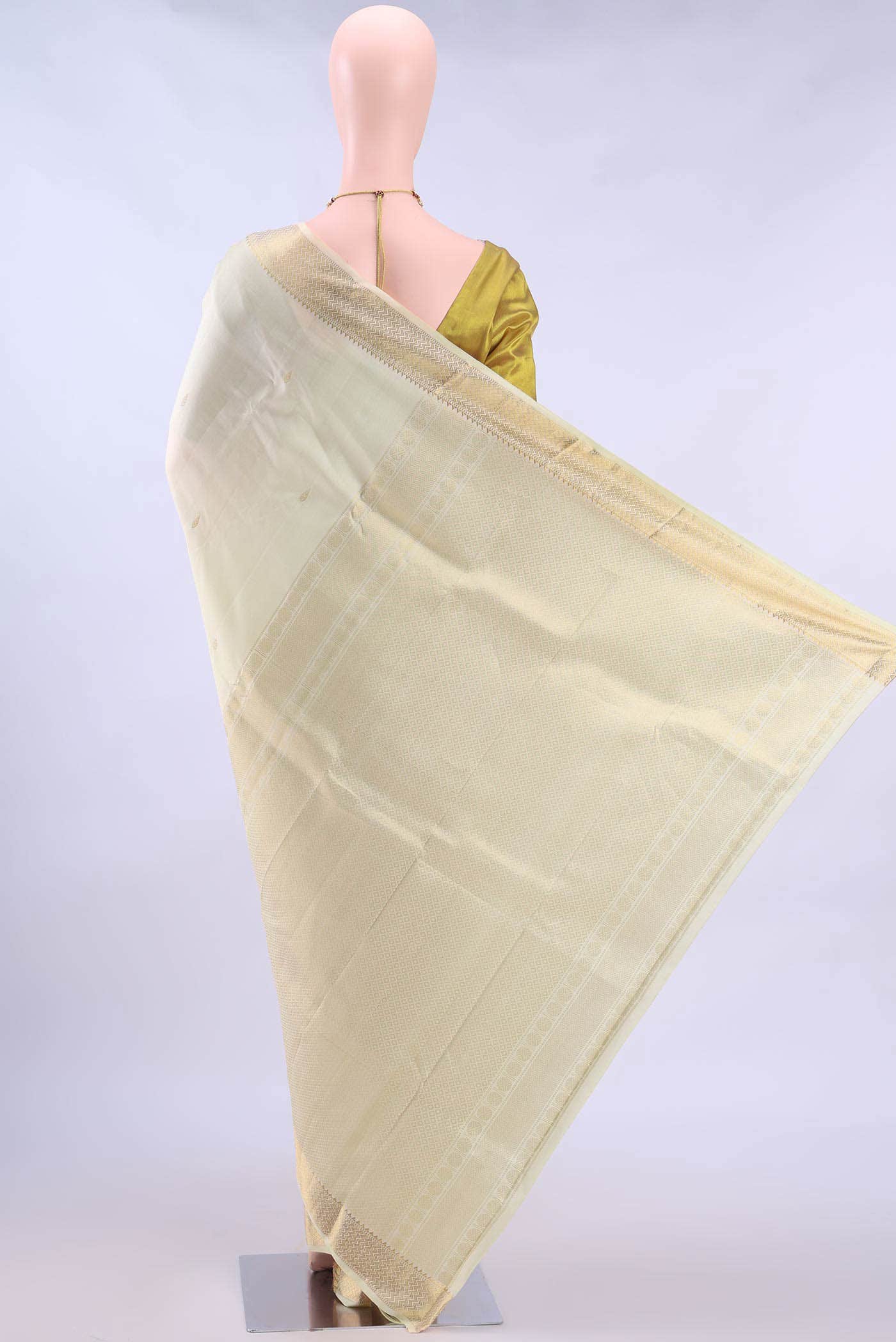 Cream Nangavalli Silk [ Salem ] Saree