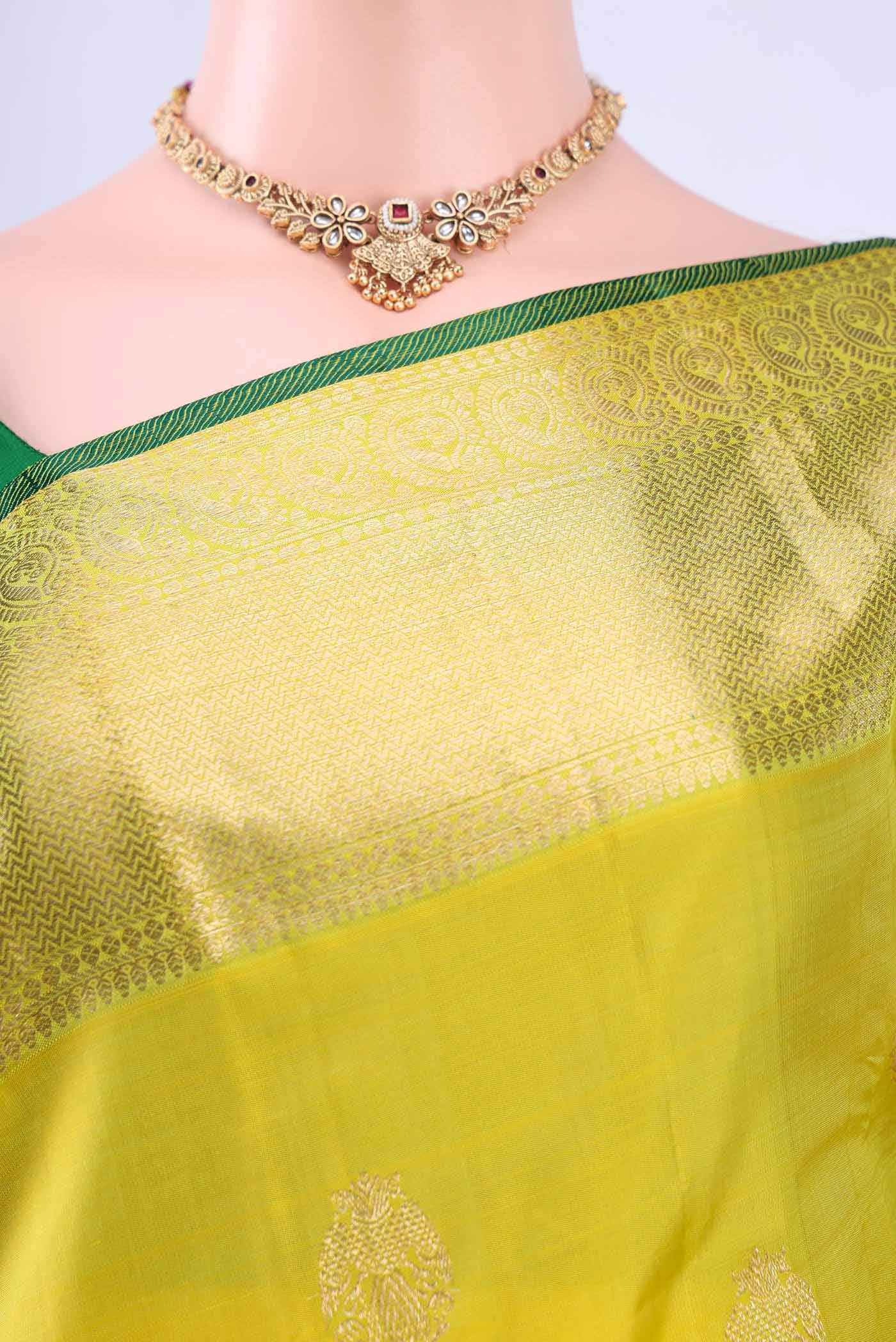 Parrot Green Nangavalli Silk [ Salem ] Saree