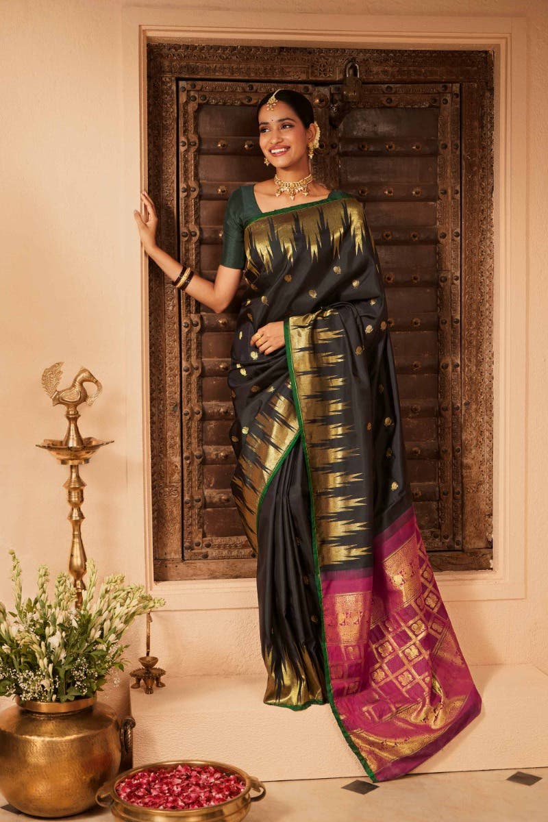 Aishwaryam-Black Kanchipuram Silk Saree
