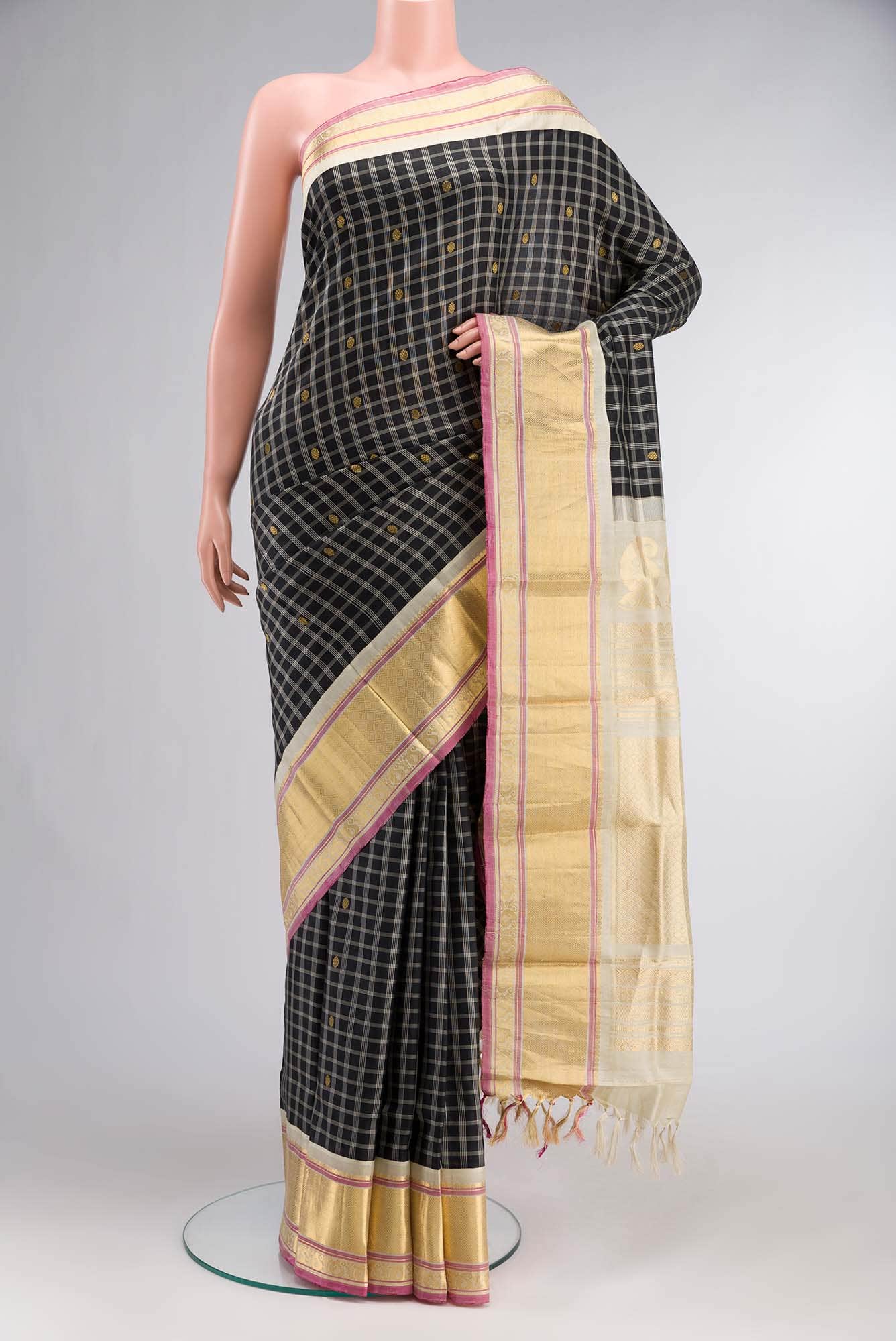Magenta Rajkot Patola Silk Saree