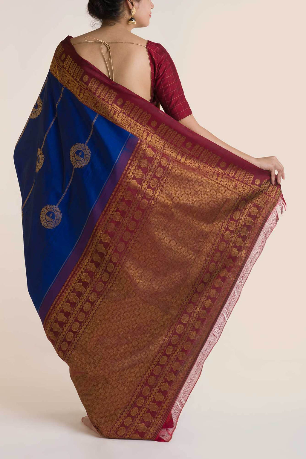 Oli-Blue Kanchipuram Silk Saree