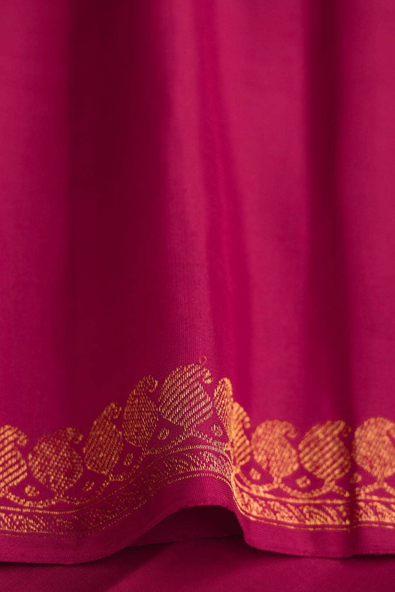 Gandaberunda-Red Kanchipuram Silk Saree